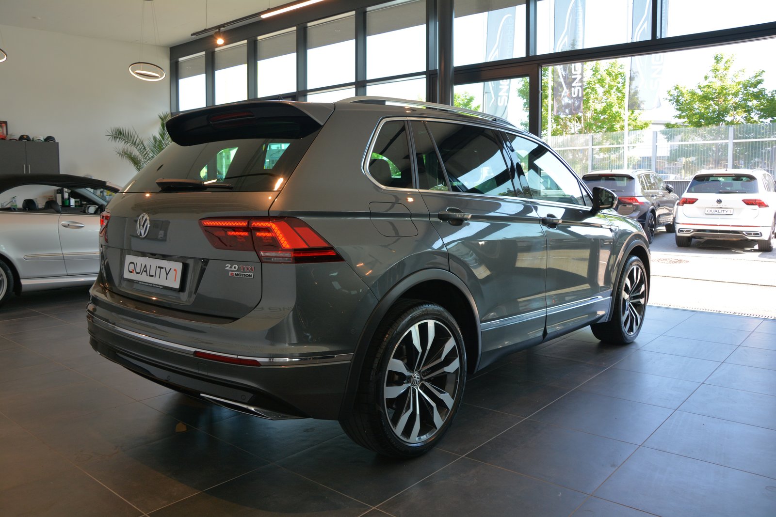 VW Tiguan 2.0 TDI SCR Highline 4Motion DSG R-Line, Diesel, Occasion / Utilisé, Automatique - 6