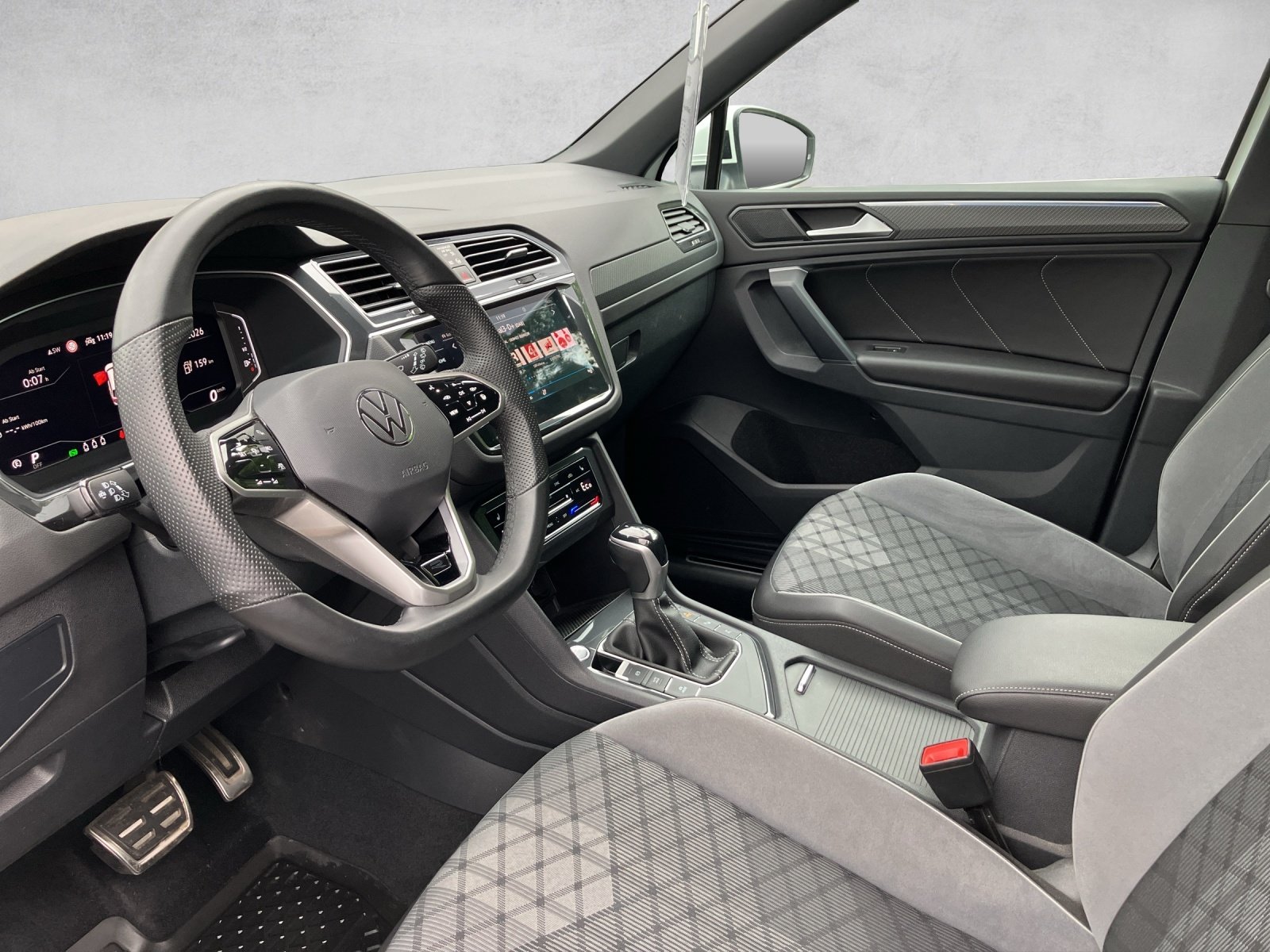 VW Tiguan 1.4TSI PHEV Selection DSG, Plug-in-Hybrid Benzin/Elektro, Occasion / Gebraucht, Automatik - 6