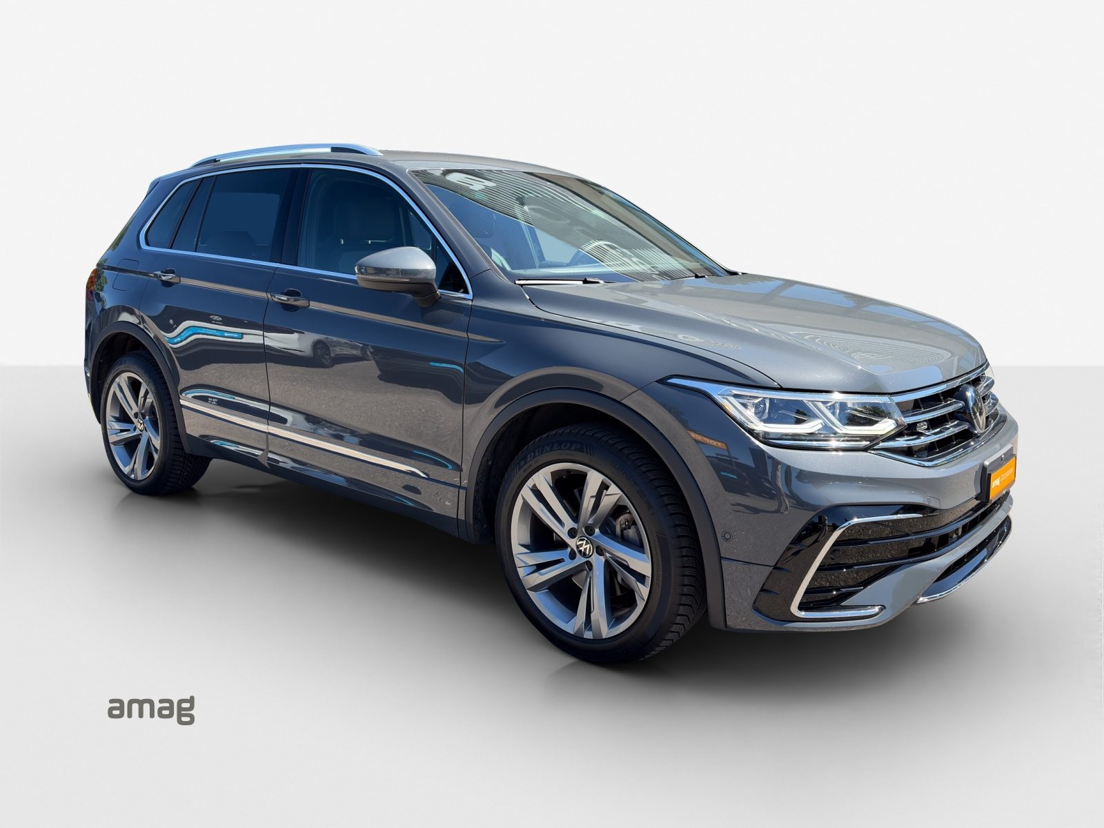 VW Tiguan R-Line, Full-Hybrid Petrol/Electric, Second hand / Used, Automatic - 7