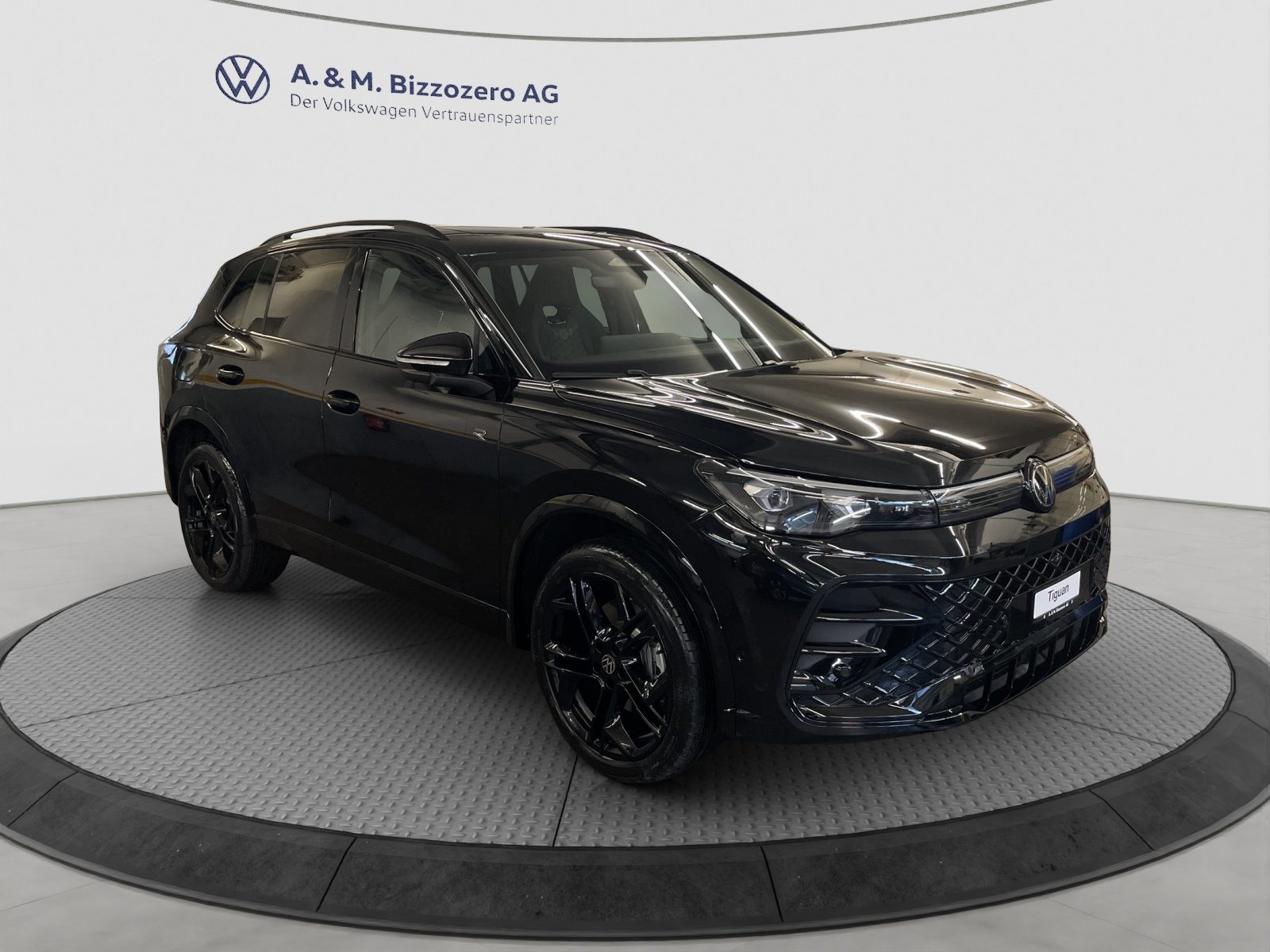 VW Tiguan R-Line, Benzina, Occasioni / Usate, Automatico - 7