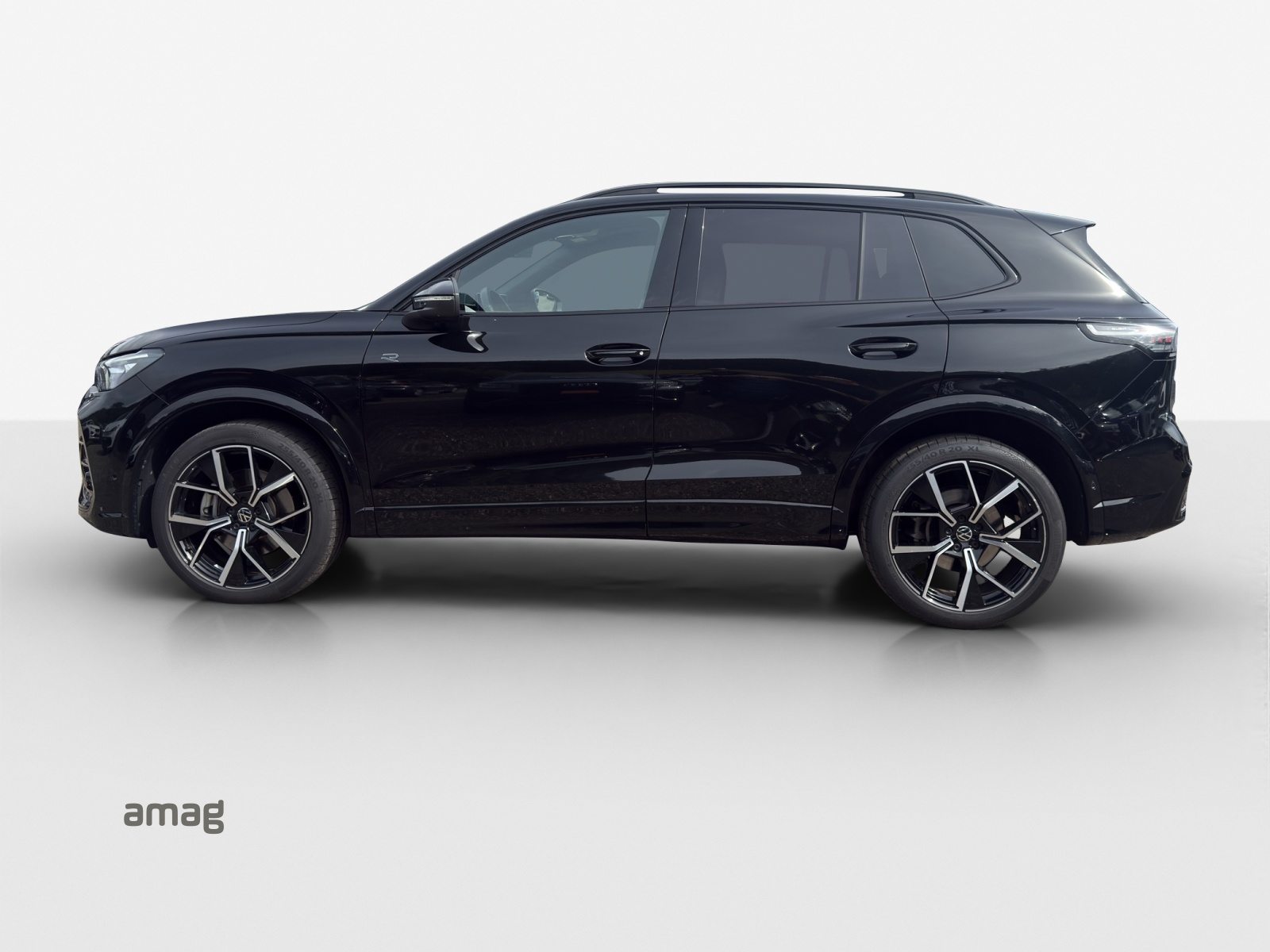 VW Tiguan R-Line, Benzina, Occasioni / Usate, Automatico - 2