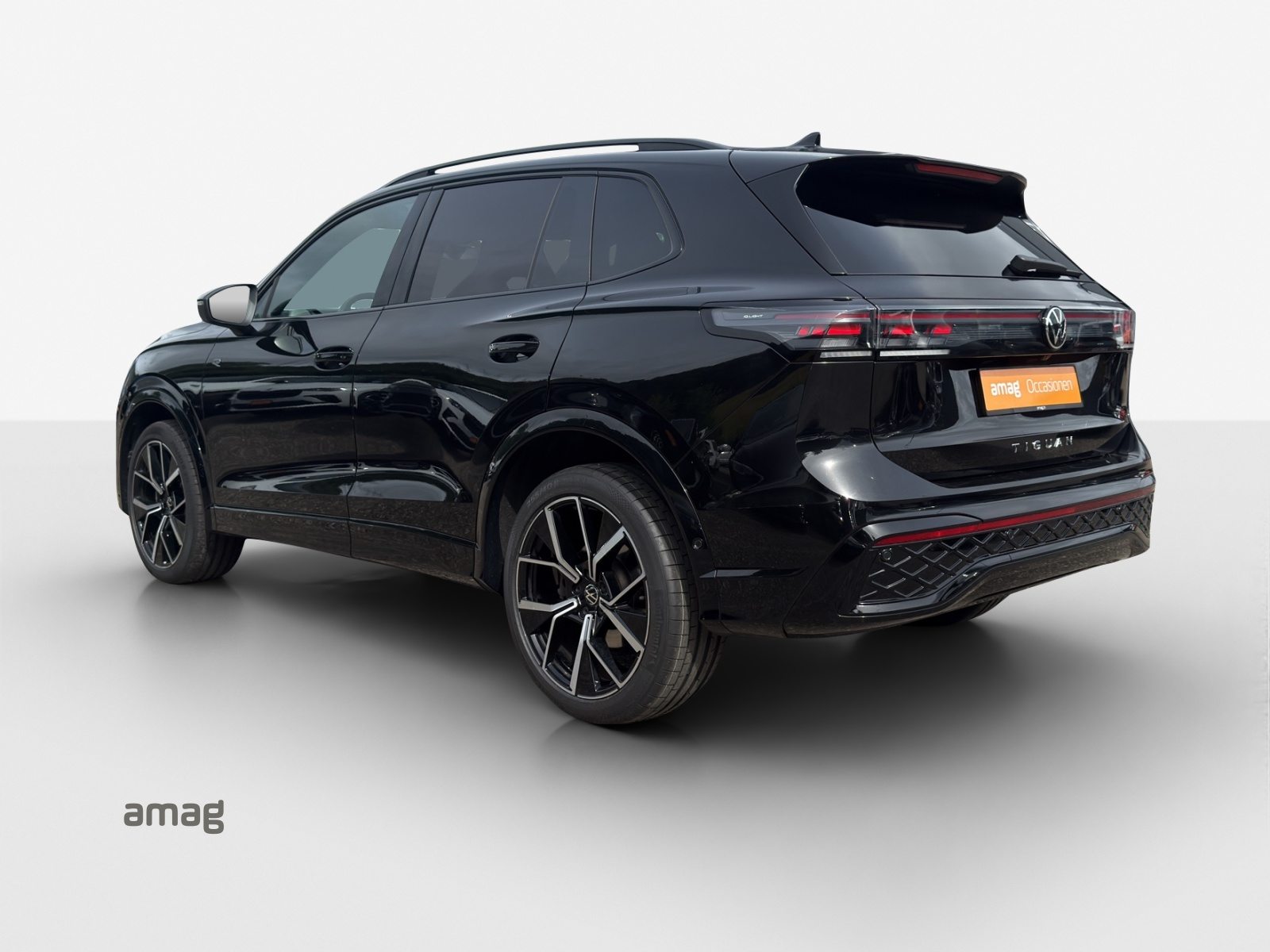 VW Tiguan R-Line, Benzina, Occasioni / Usate, Automatico - 3