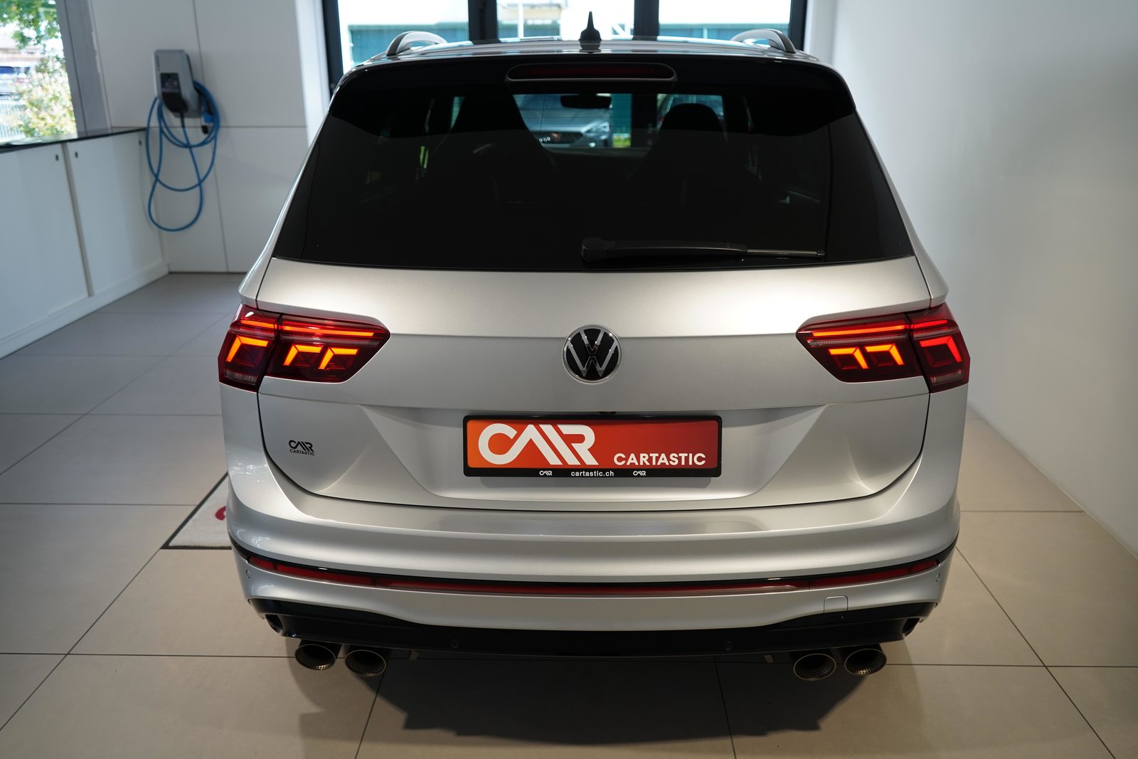 VW Tiguan 2.0 TSI R DSG, Benzina, Occasioni / Usate, Automatico - 4