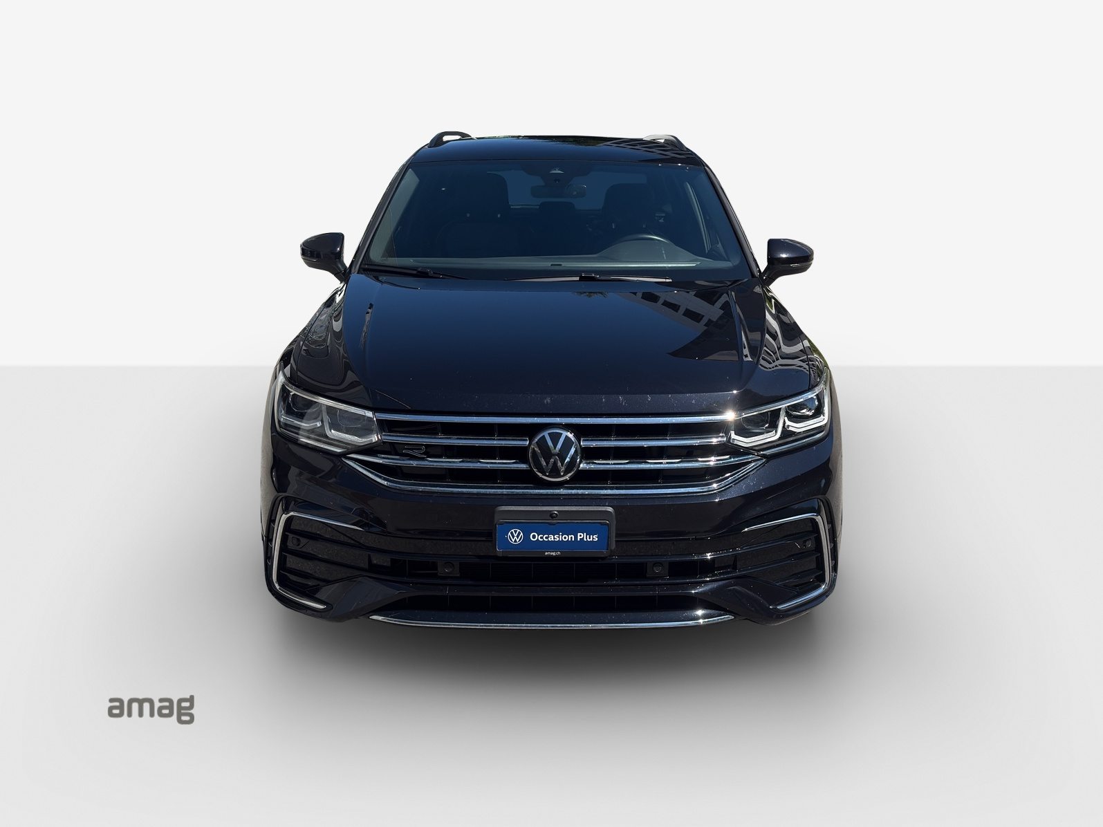 VW Tiguan R-Line SELECTION PHEV, Voll-Hybrid Benzin/Elektro, Occasion / Gebraucht, Automatik - 7