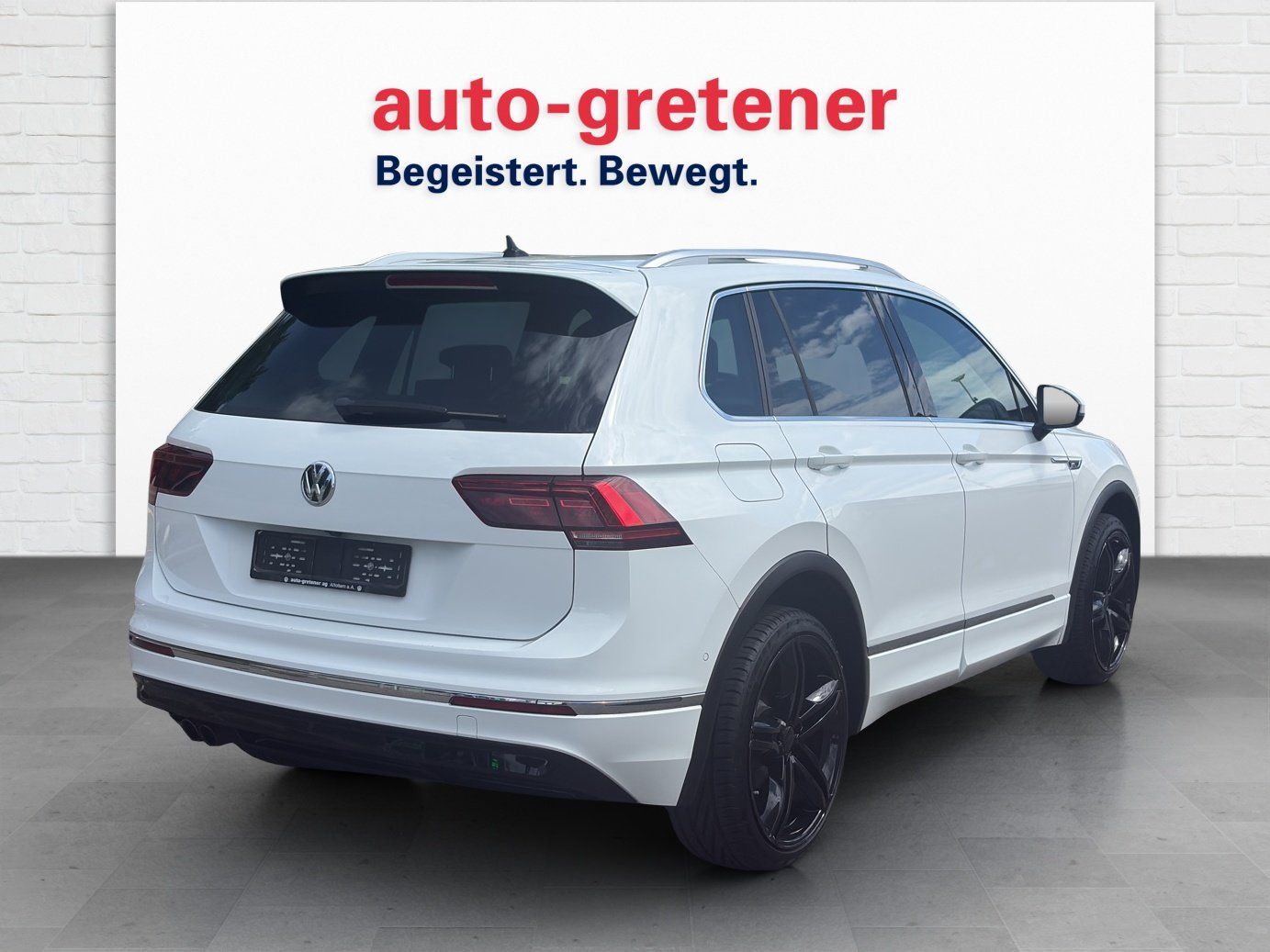 VW Tiguan 2.0 TSI Highline DSG, Petrol, Second hand / Used, Automatic - 3