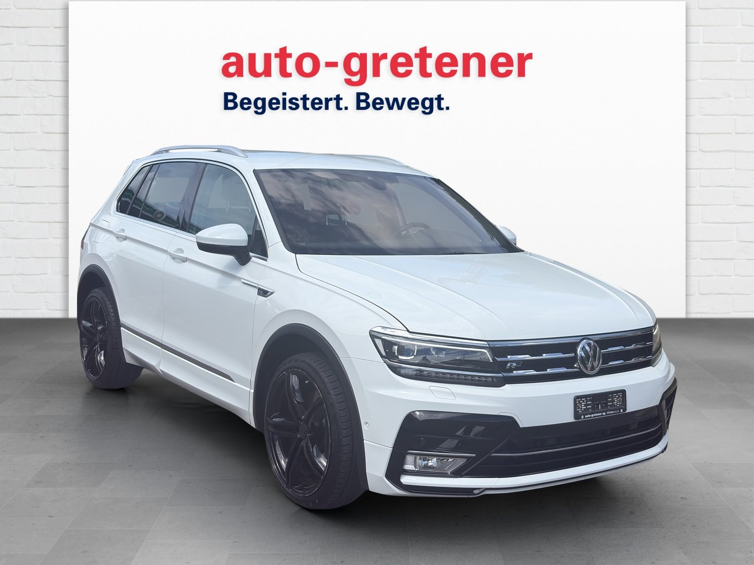 VW Tiguan 2.0 TSI Highline DSG, Petrol, Second hand / Used, Automatic - 4