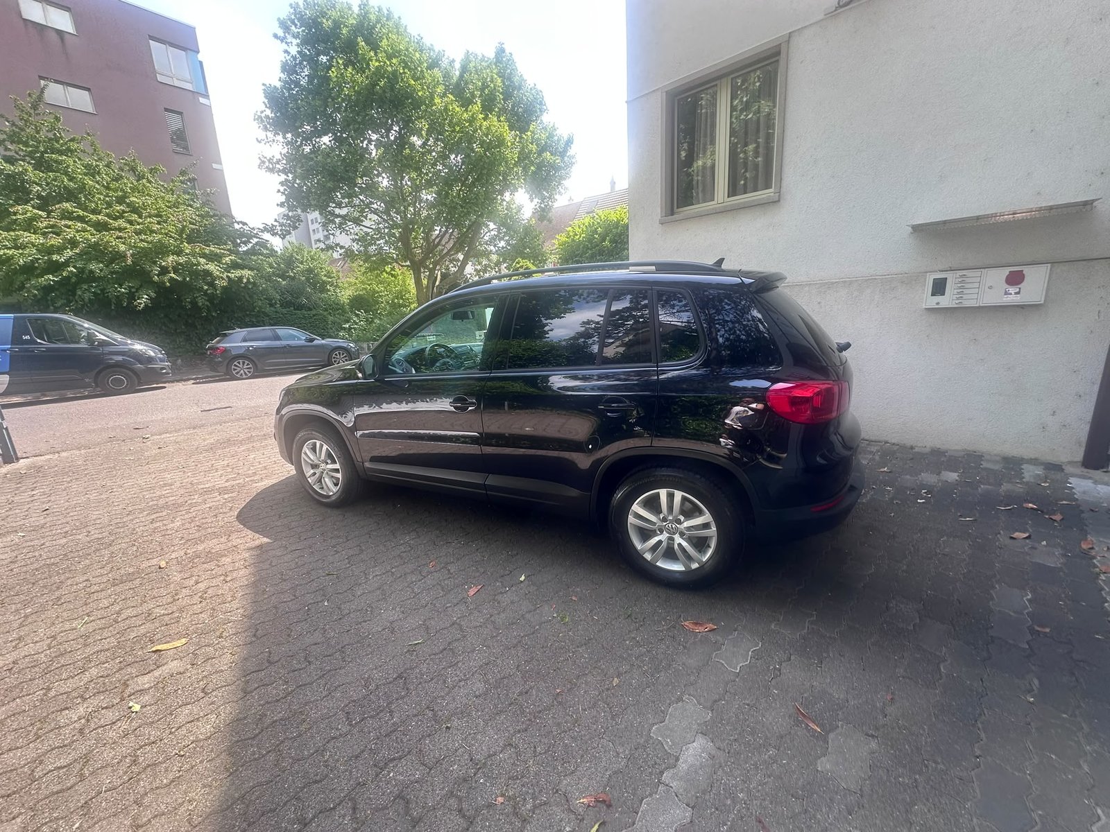VW TIGUAN 1.4 - TSI - BLUE MOTION - TREND FUN 4x2, Benzin, Occasion / Gebraucht, Handschaltung - 5