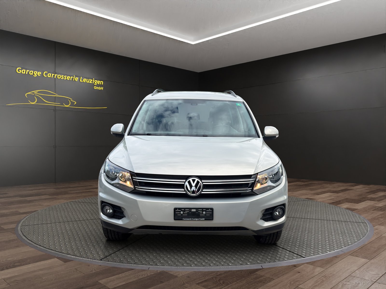 VW Tiguan 2.0 TDI BlueMotion TrackField 4Motion DSG, Diesel, Occasion / Utilisé, Automatique - 3