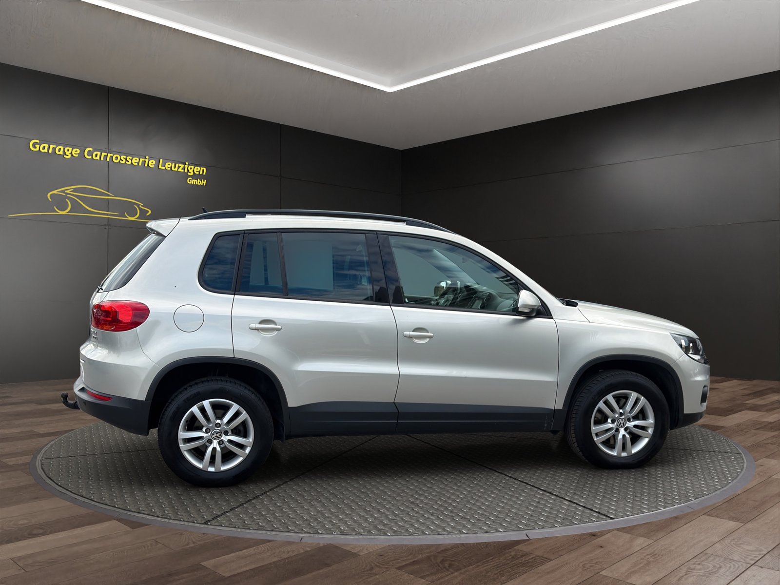 VW Tiguan 2.0 TDI BlueMotion TrackField 4Motion DSG, Diesel, Occasion / Utilisé, Automatique - 7