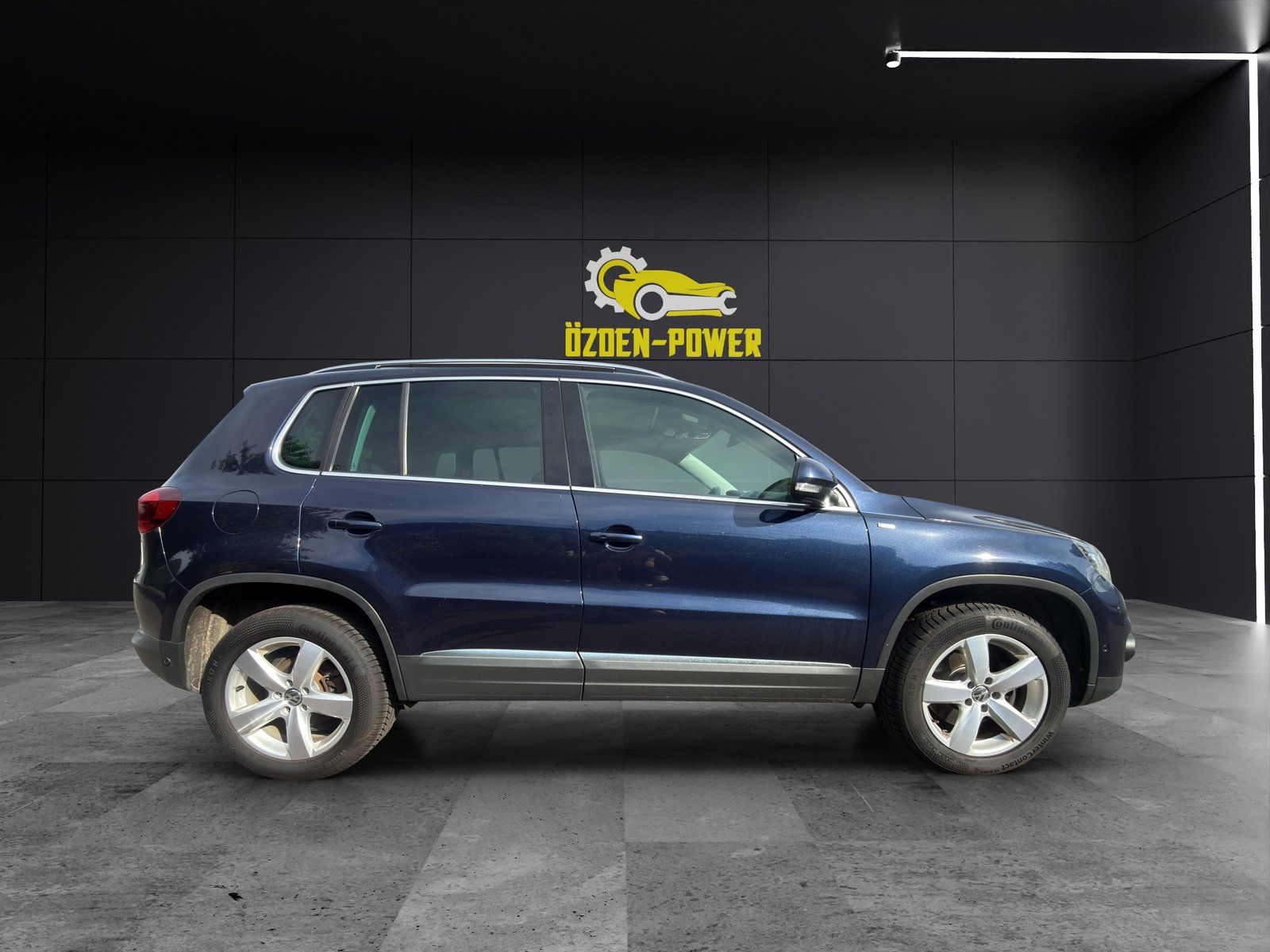 VW Tiguan 2.0 TSI Cup R-Line 4Motion DSG, Benzin, Occasion / Gebraucht, Automatik - 4