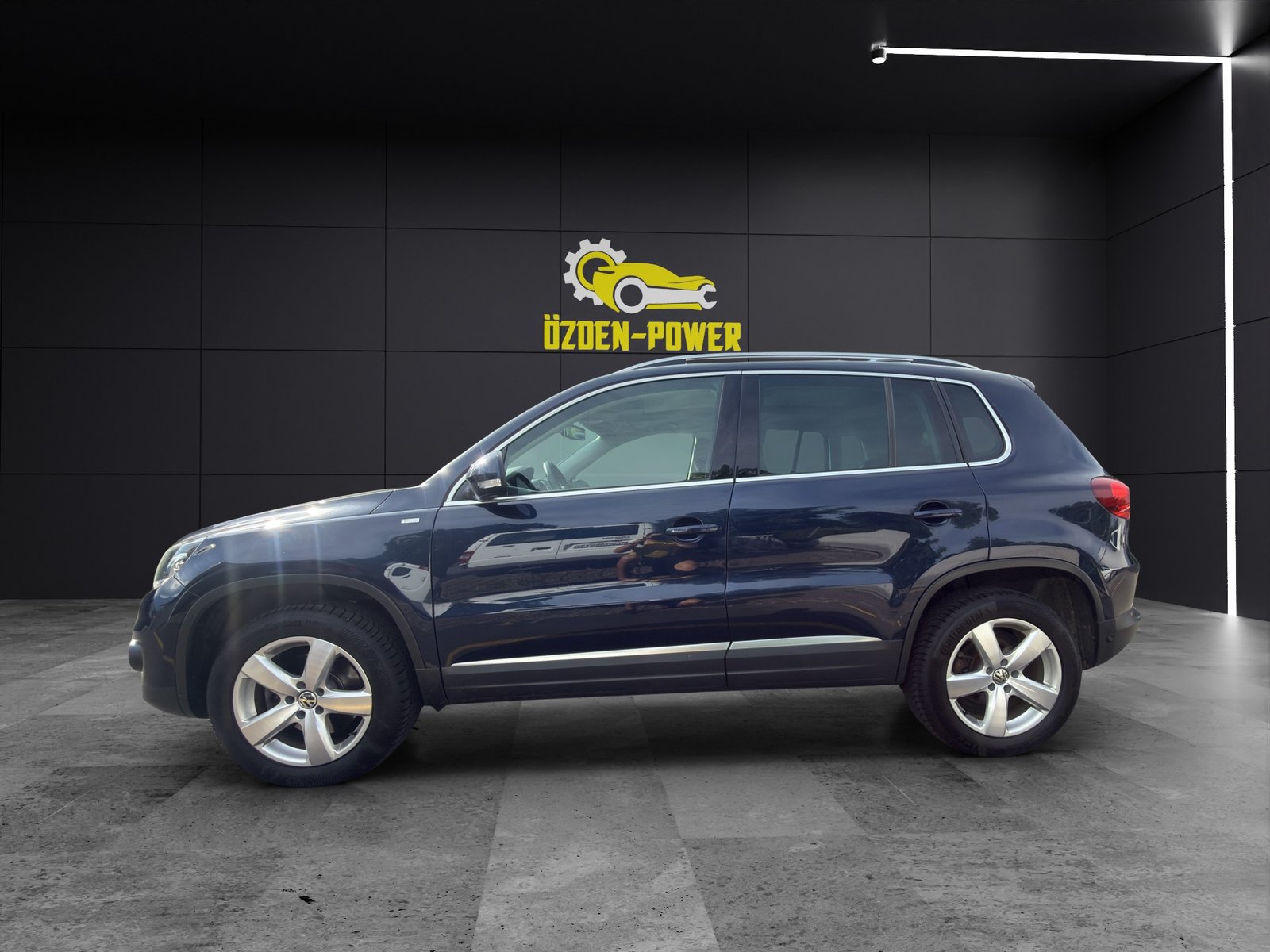 VW Tiguan 2.0 TSI Cup R-Line 4Motion DSG, Benzin, Occasion / Gebraucht, Automatik - 7