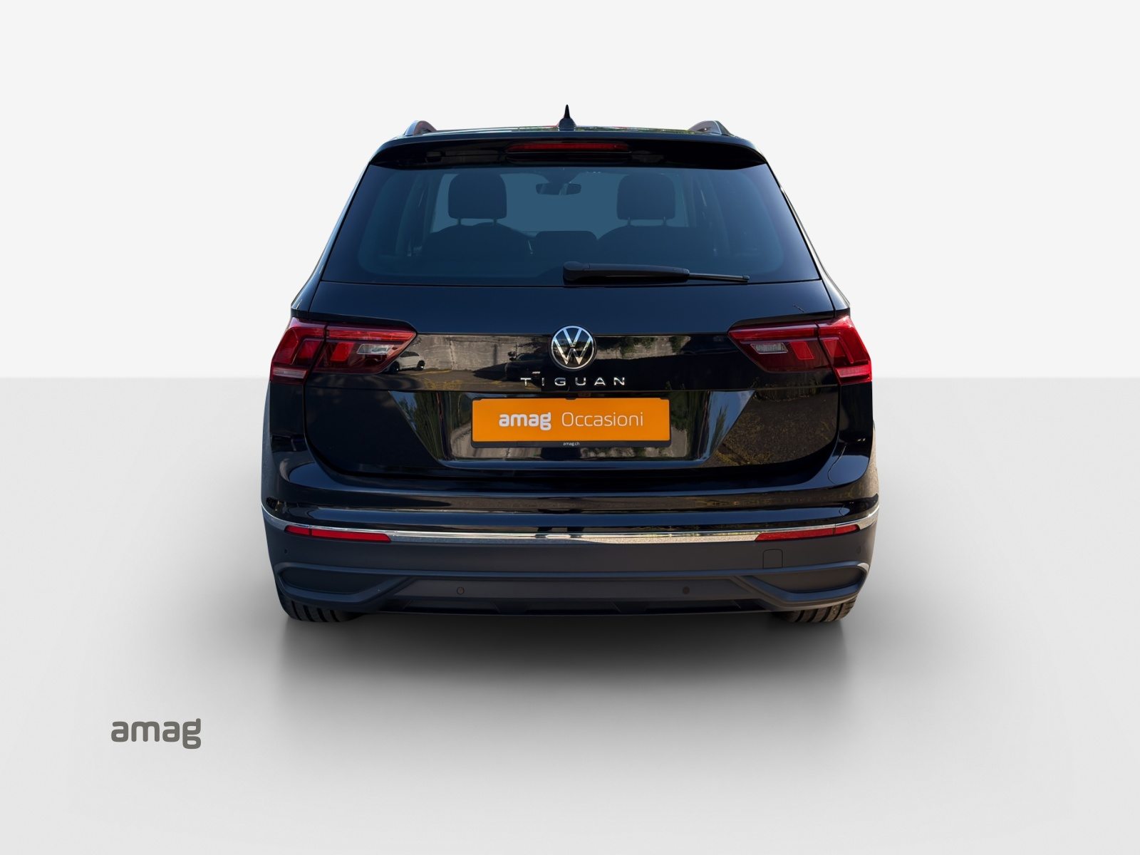 VW Tiguan Life, Benzina, Occasioni / Usate, Automatico - 4