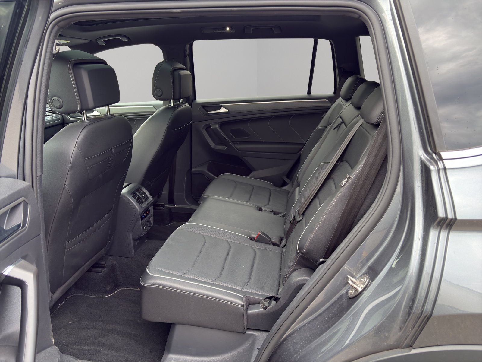VW Tiguan Allspace 2.0TSI Highline 4Motion DSG, Essence, Occasion / Utilisé, Automatique - 6