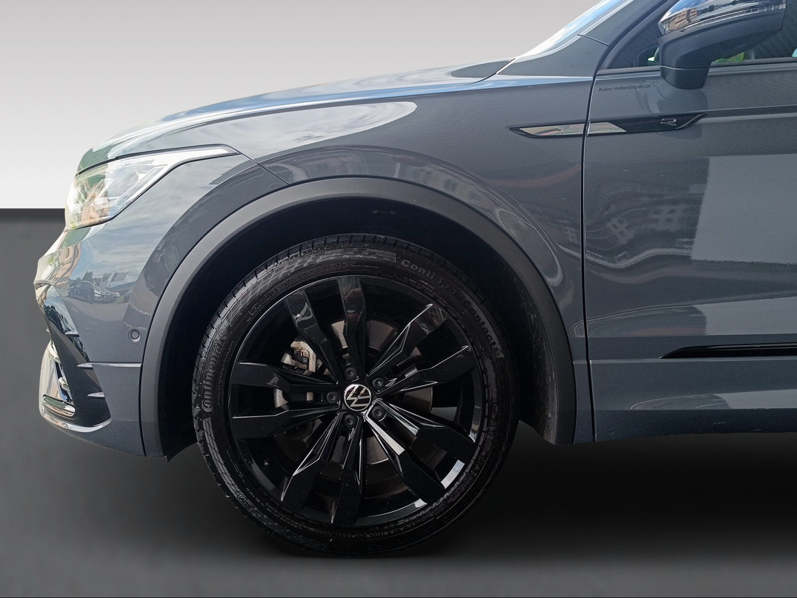 VW Tiguan R-Line, Benzin, Occasion / Gebraucht, Automatik - 3