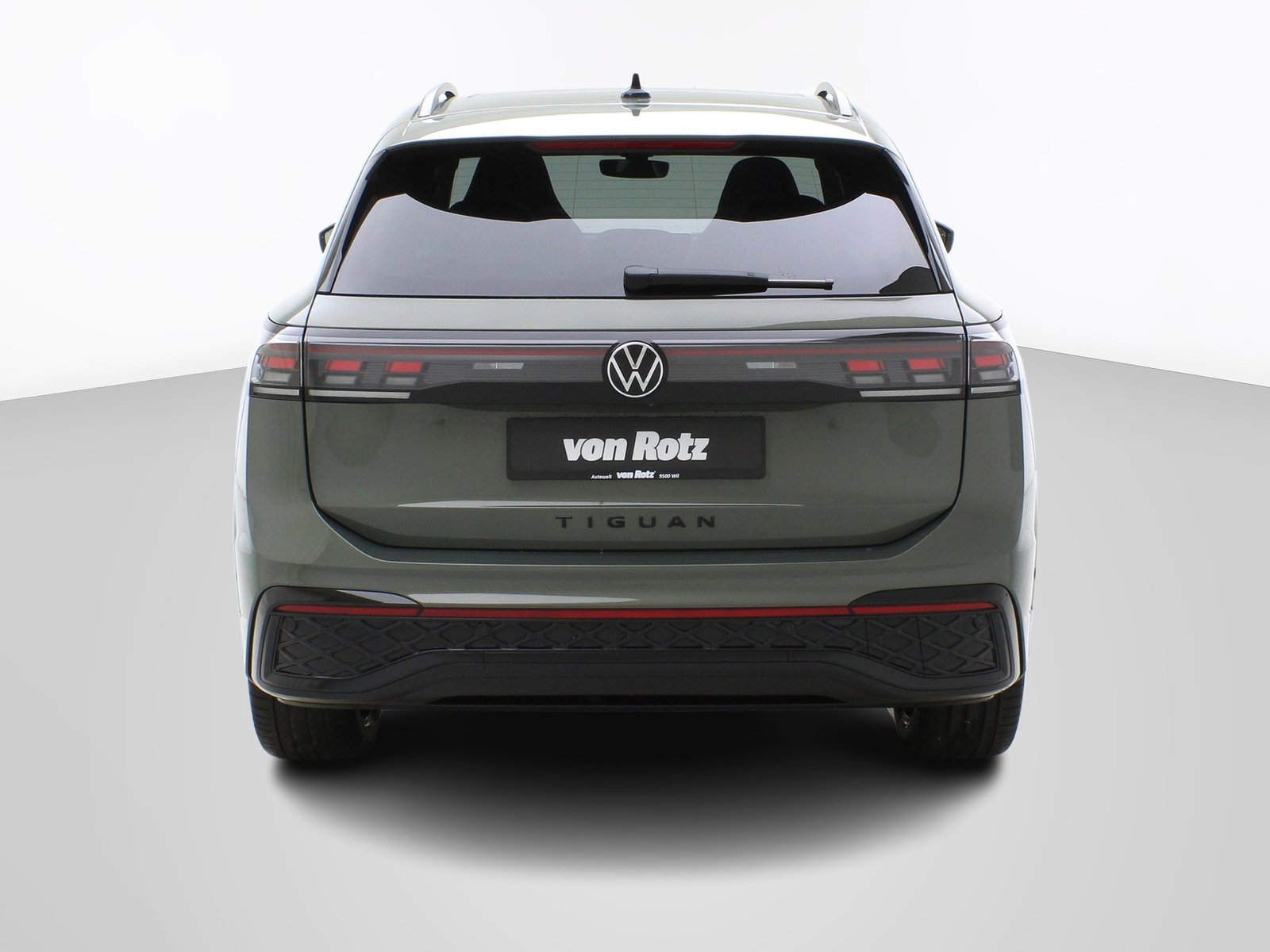 VW Tiguan 2.0 TSI DSG R-Line Black Style 4Motion, Benzin, Occasion / Gebraucht, Automatik - 4