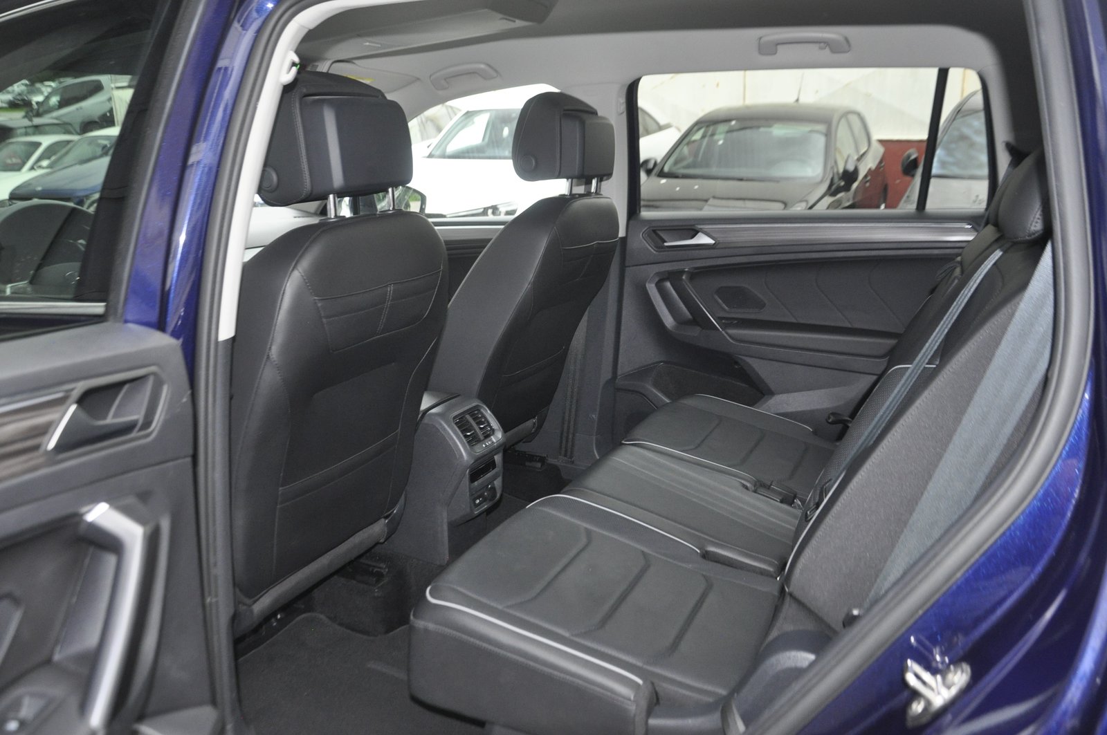 VW Tiguan Allspace 2.0 TDI SCR Life 4Motion DSG I 7 Plätze, Diesel, Occasion / Utilisé, Automatique - 7