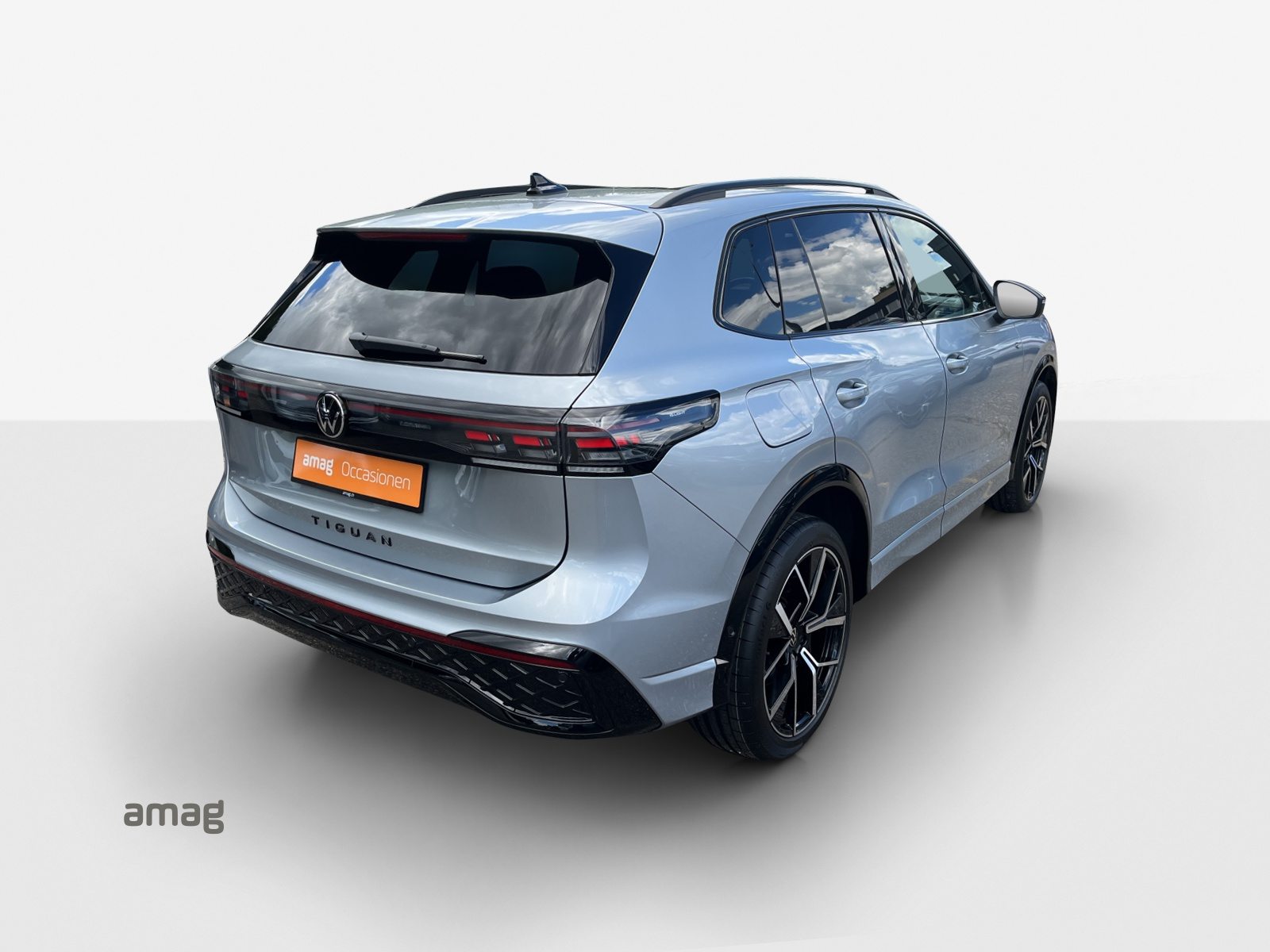 VW Tiguan R-Line, Benzin, Occasion / Gebraucht, Automatik - 5