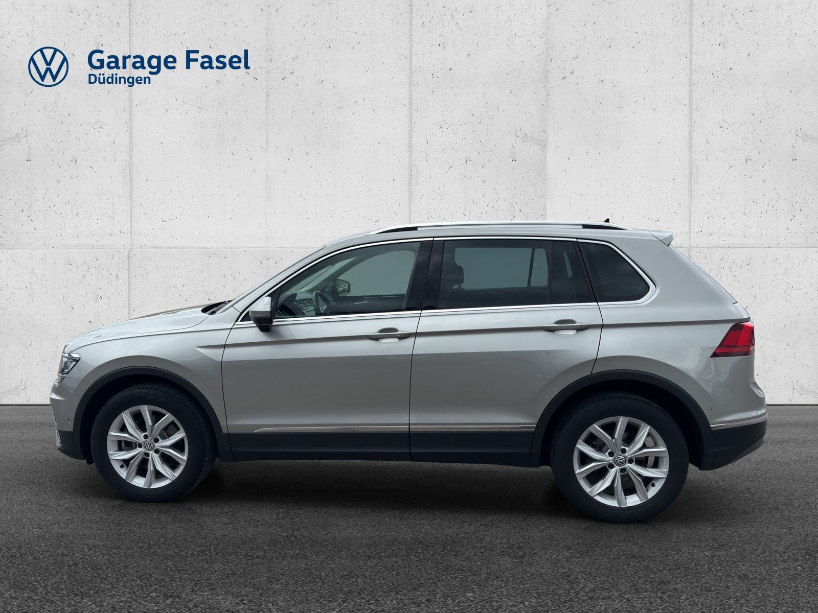 VW Tiguan Highline, Diesel, Occasioni / Usate, Automatico - 2