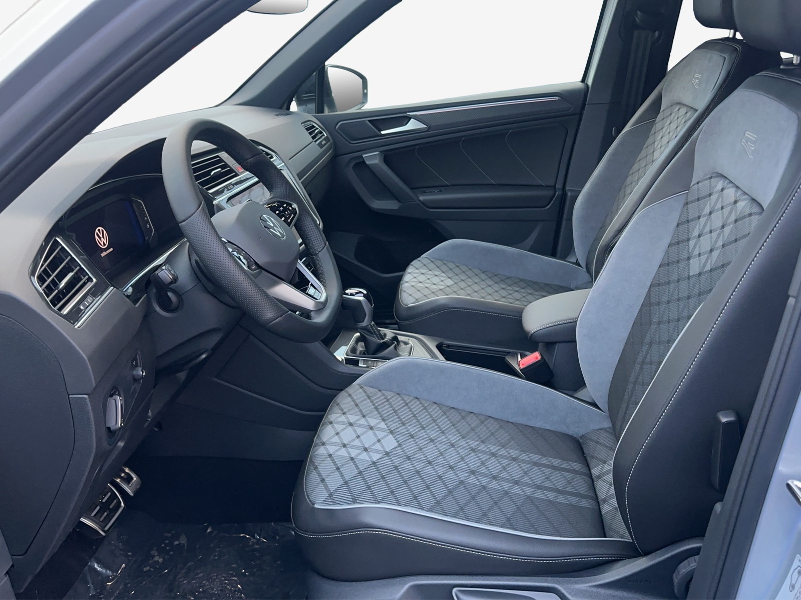 VW Tiguan R-Line, Benzina, Occasioni / Usate, Automatico - 7