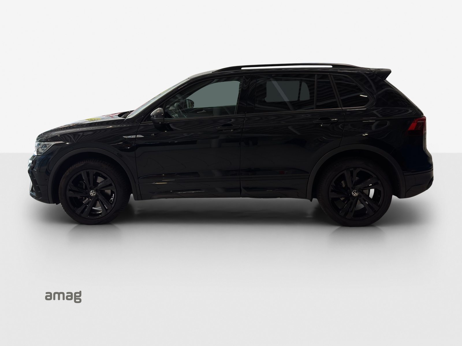 VW Tiguan R-Line SELECTION, Diesel, Occasion / Utilisé, Automatique - 2