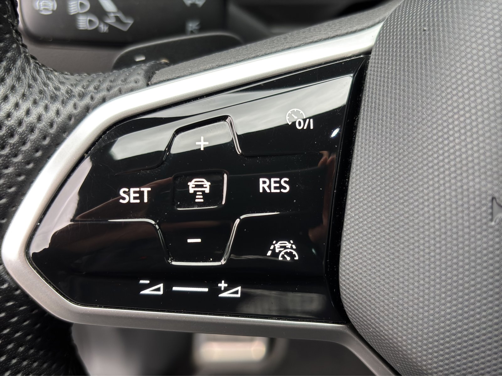 VW Tiguan 2.0 TDI SCR Life 4Motion DSG, Diesel, Occasion / Gebraucht, Automatik - 6