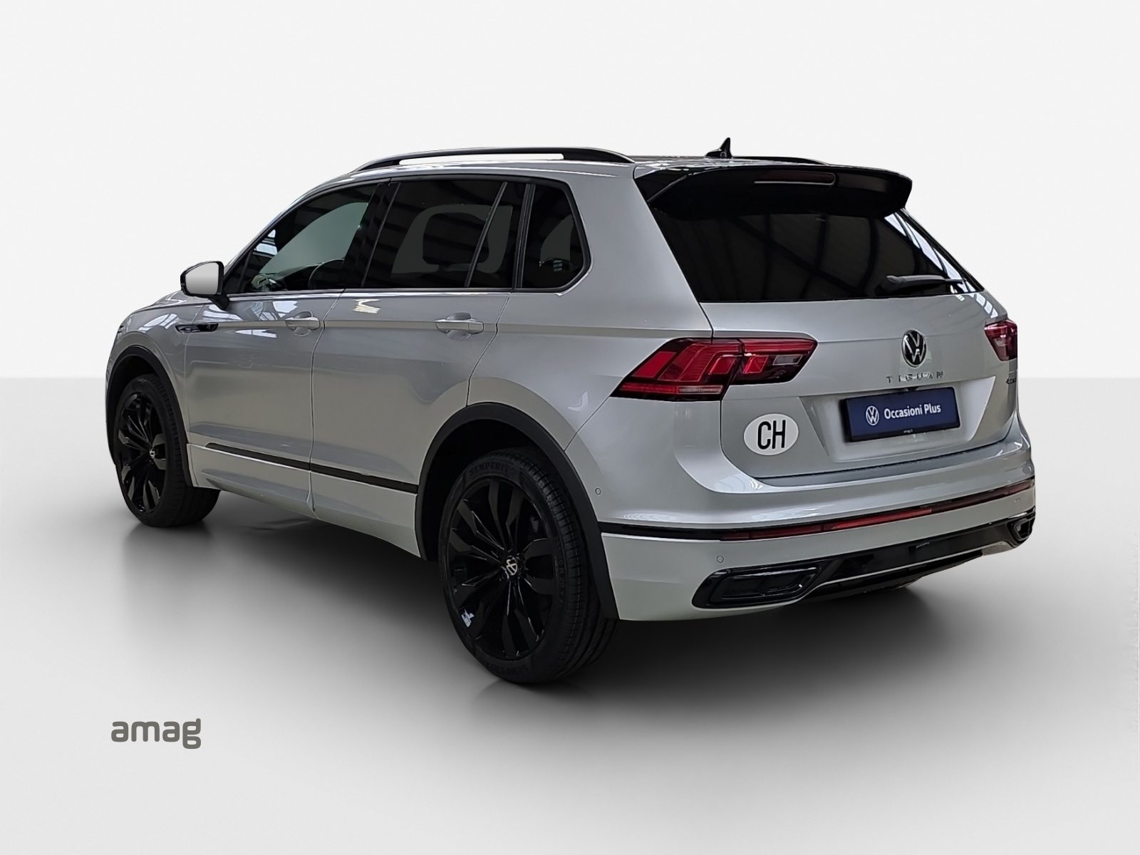 VW Tiguan R-Line, Petrol, Second hand / Used, Automatic - 3