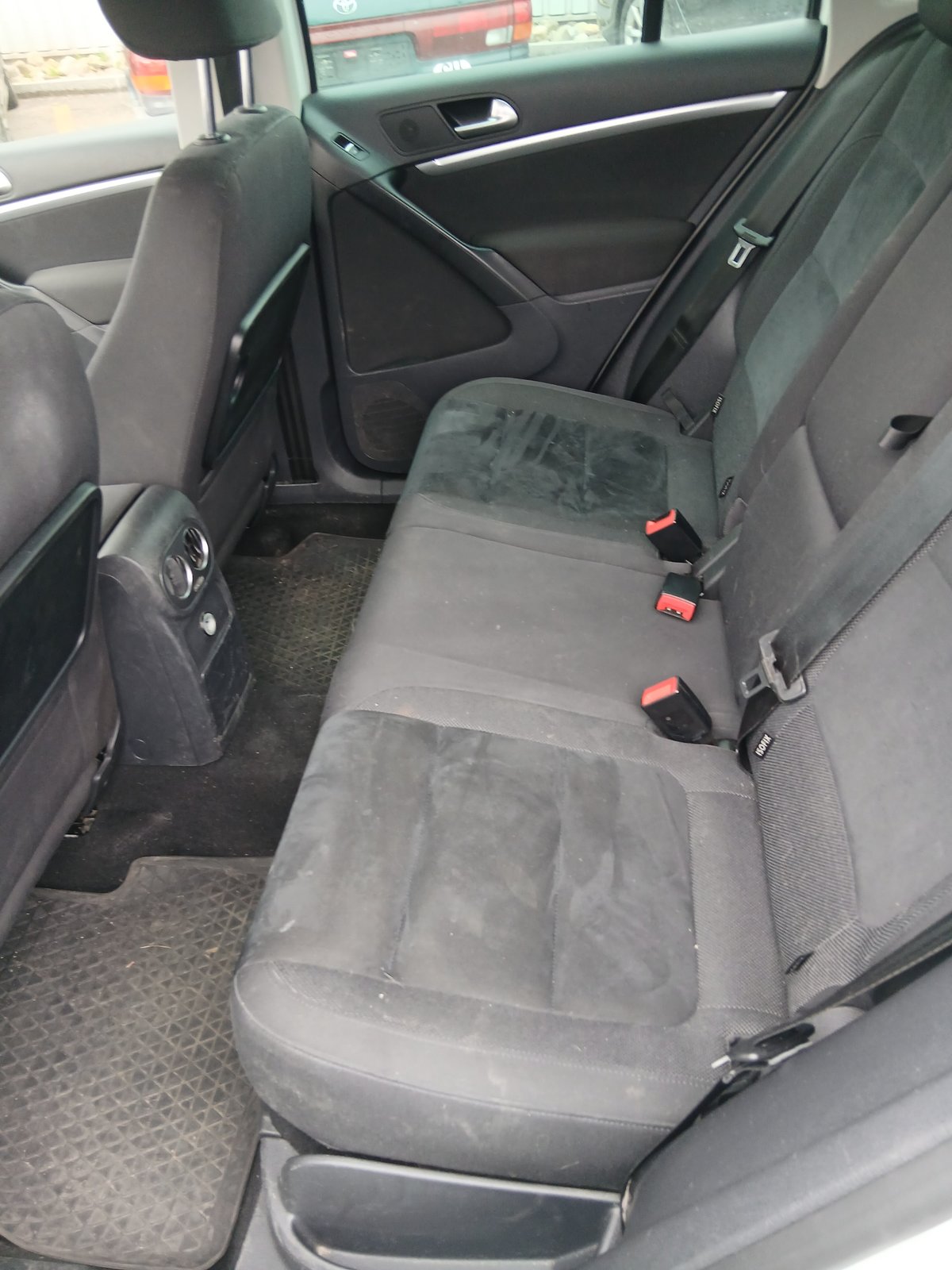 VW Tiguan 1.4 TSI Design 4Motion, Essence, Occasion / Utilisé, Manuelle - 6