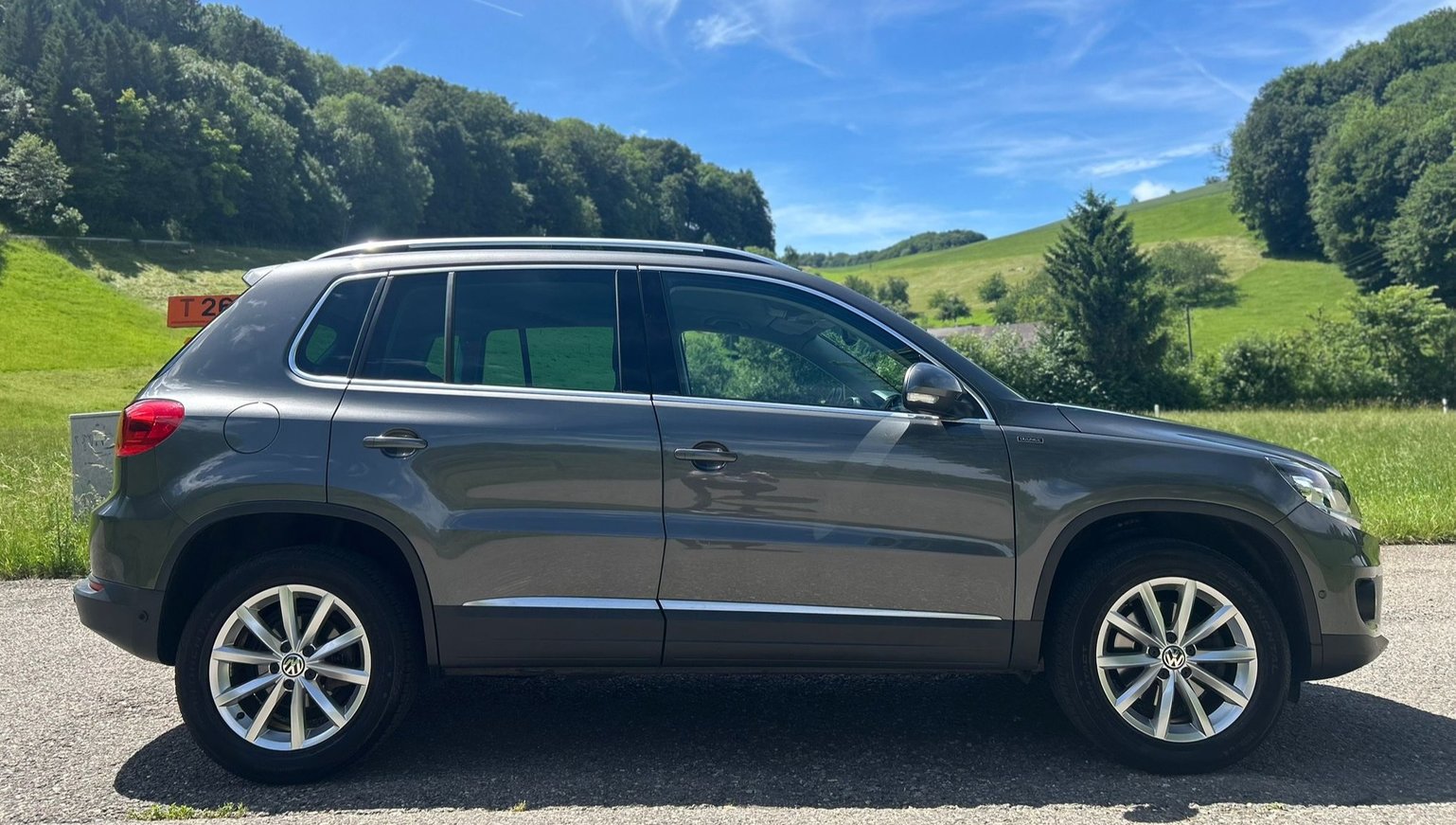 VW Tiguan 2.0 TDI Lounge 4Motion DSG, Diesel, Occasion / Utilisé, Automatique - 6