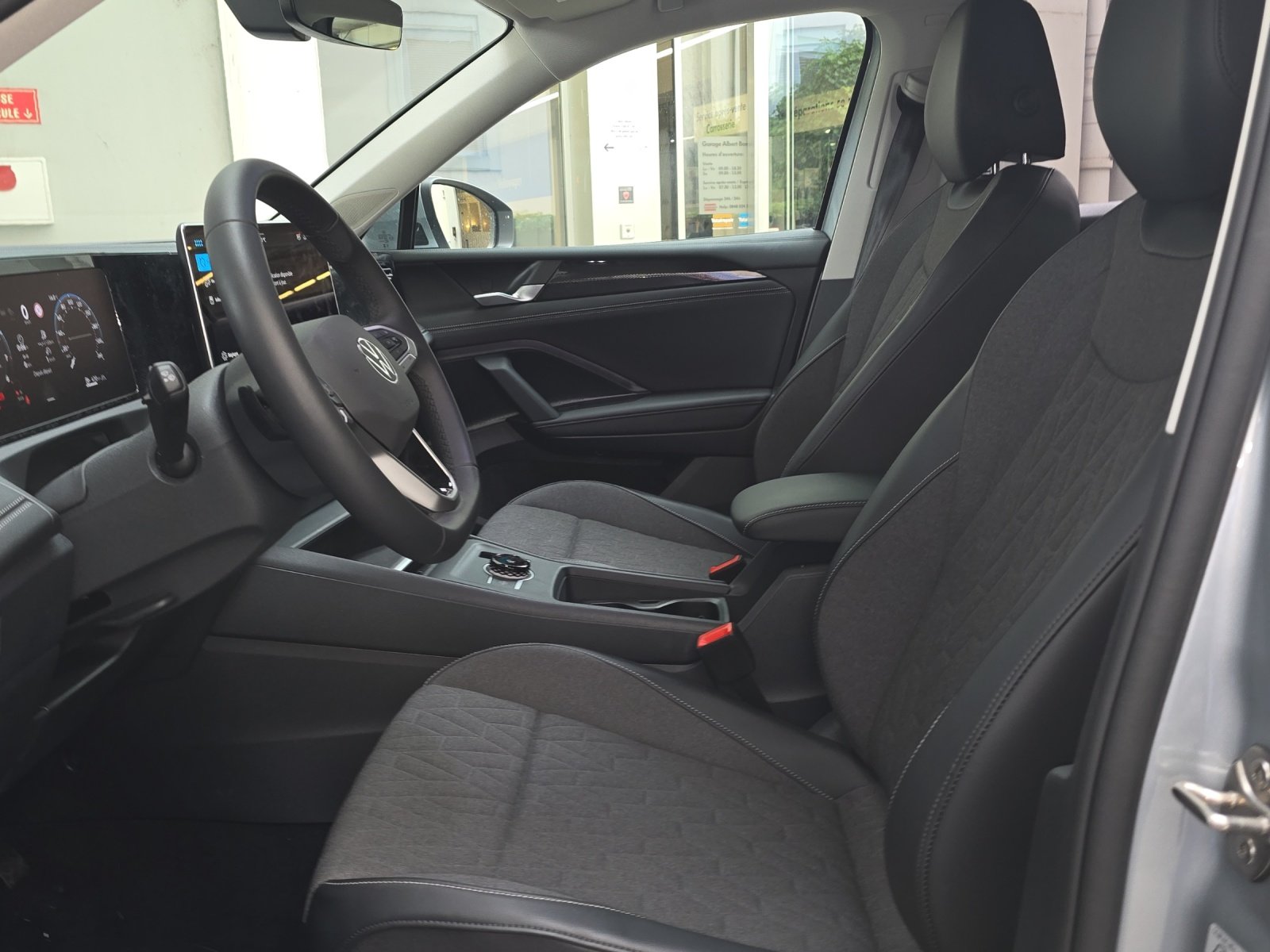 VW Tiguan 2.0 TSI DSG United 4Motion, Petrol, Second hand / Used, Automatic - 5