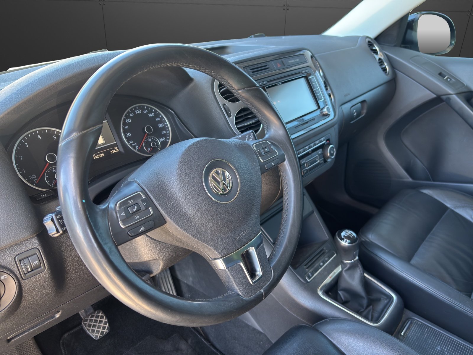 VW Tiguan 2.0 TSI SportStyle 4Motion, Benzin, Occasion / Gebraucht, Handschaltung - 5