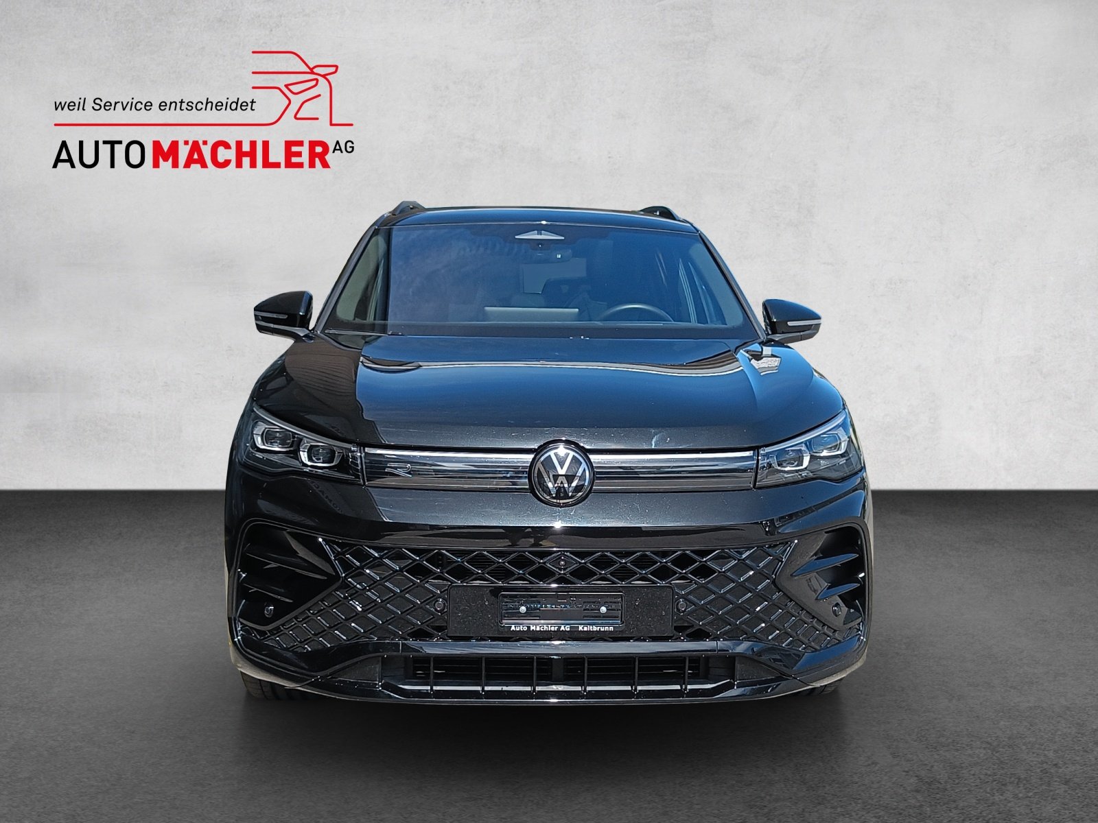 VW Tiguan 2.0 TSI R-Line Black Style 4motion*5J Garantie*8-Fach, Benzina, Occasioni / Usate, Automatico - 2