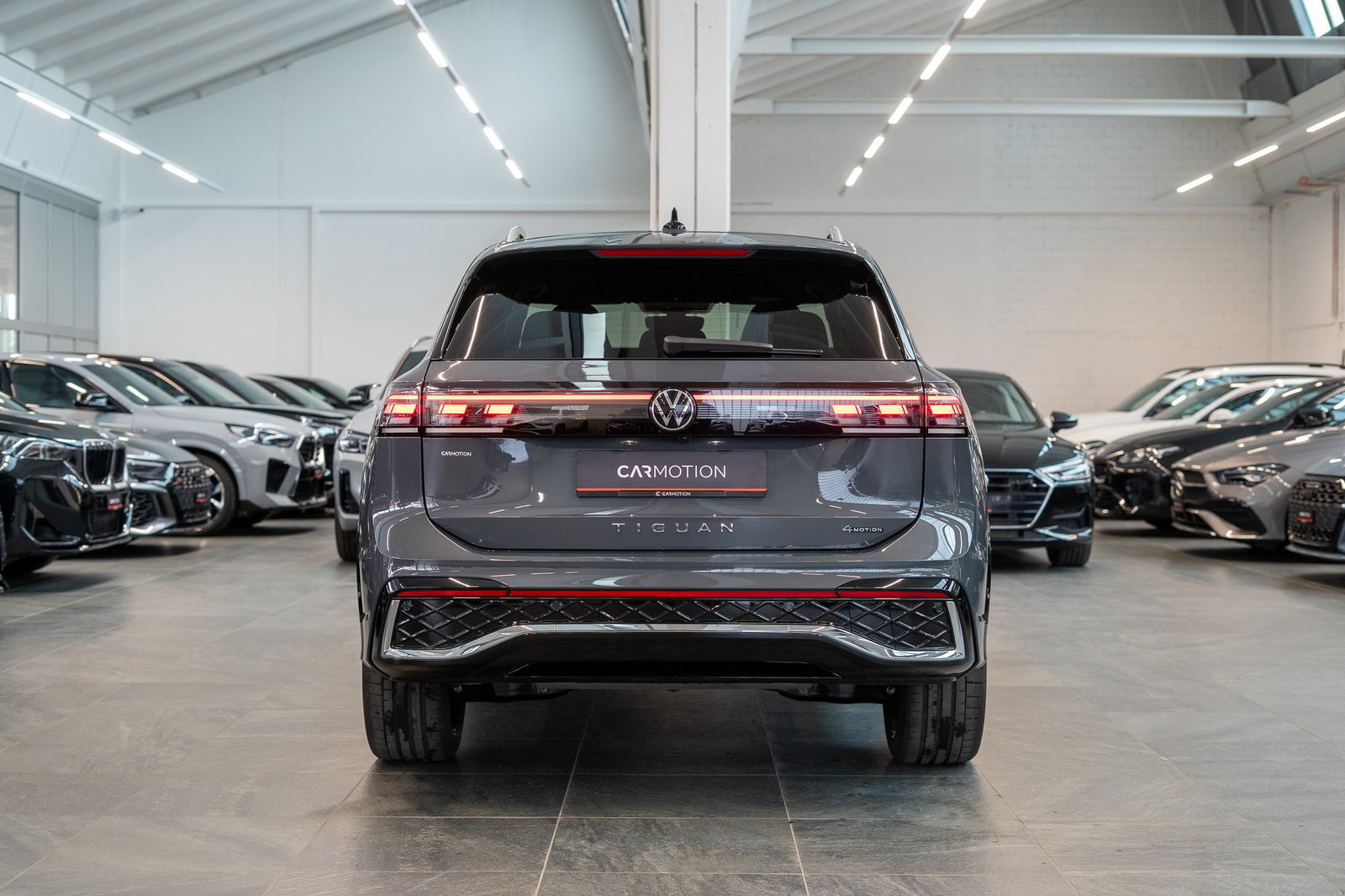 VW Tiguan 2.0 TSI R-Line DSG 4motion / Panorama-Glasdach / 3, Benzina, Occasioni / Usate, Automatico - 5