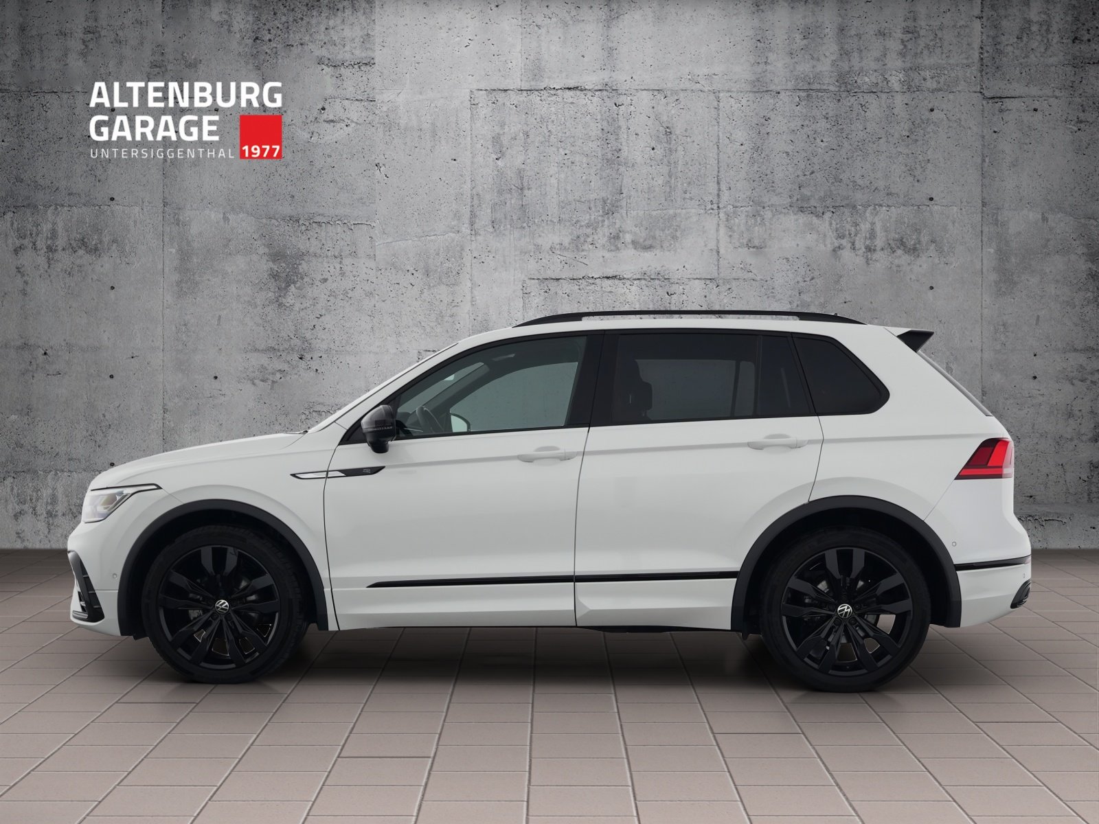 VW Tiguan 1.5 TSI R-Line 2WD, Benzina, Occasioni / Usate, Automatico - 2