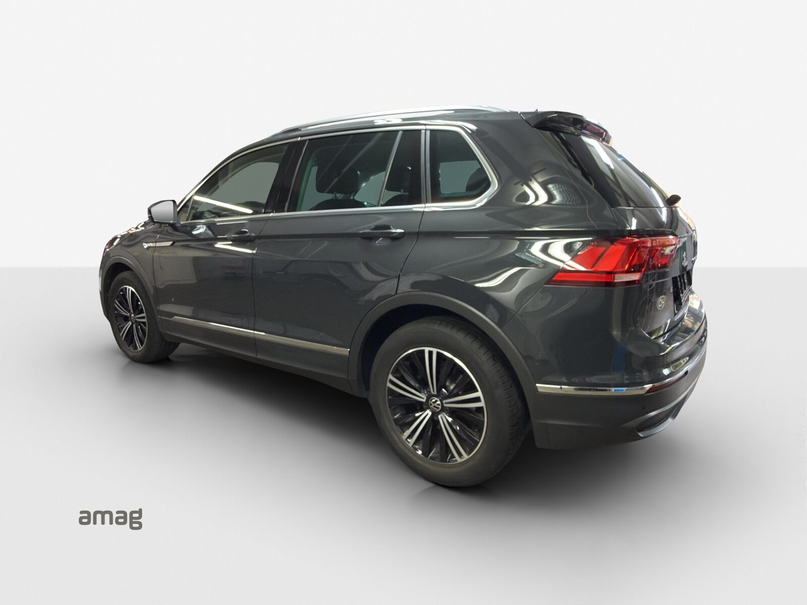 VW Tiguan Life, Benzin, Occasion / Gebraucht, Automatik - 3