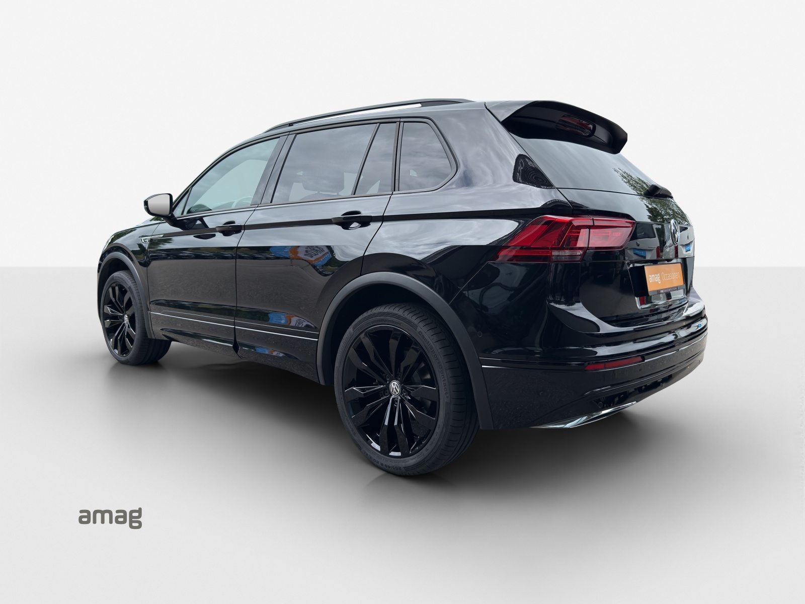VW Tiguan Highline, Essence, Occasion / Utilisé, Automatique - 3
