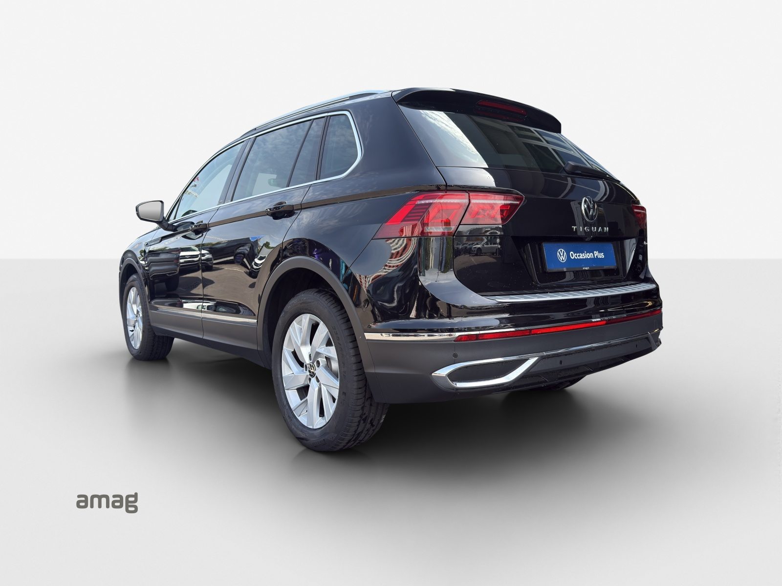 VW Tiguan Elegance, Diesel, Occasion / Gebraucht, Automatik - 3