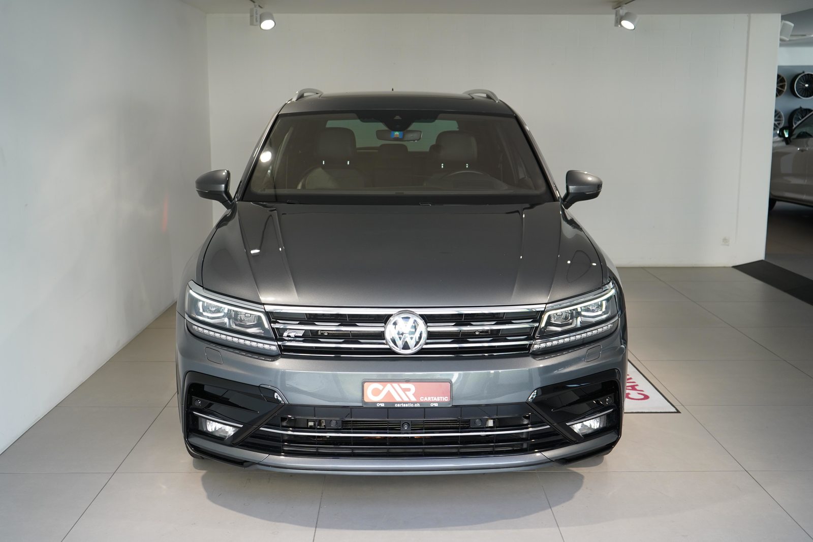 VW Tiguan 2.0 TSI Highline DSG, Benzin, Occasion / Gebraucht, Automatik - 2