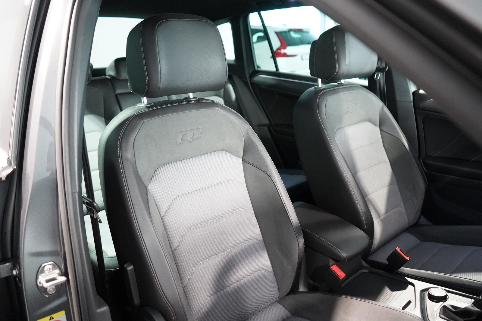 VW Tiguan 2.0 TSI Highline DSG, Benzin, Occasion / Gebraucht, Automatik - 7