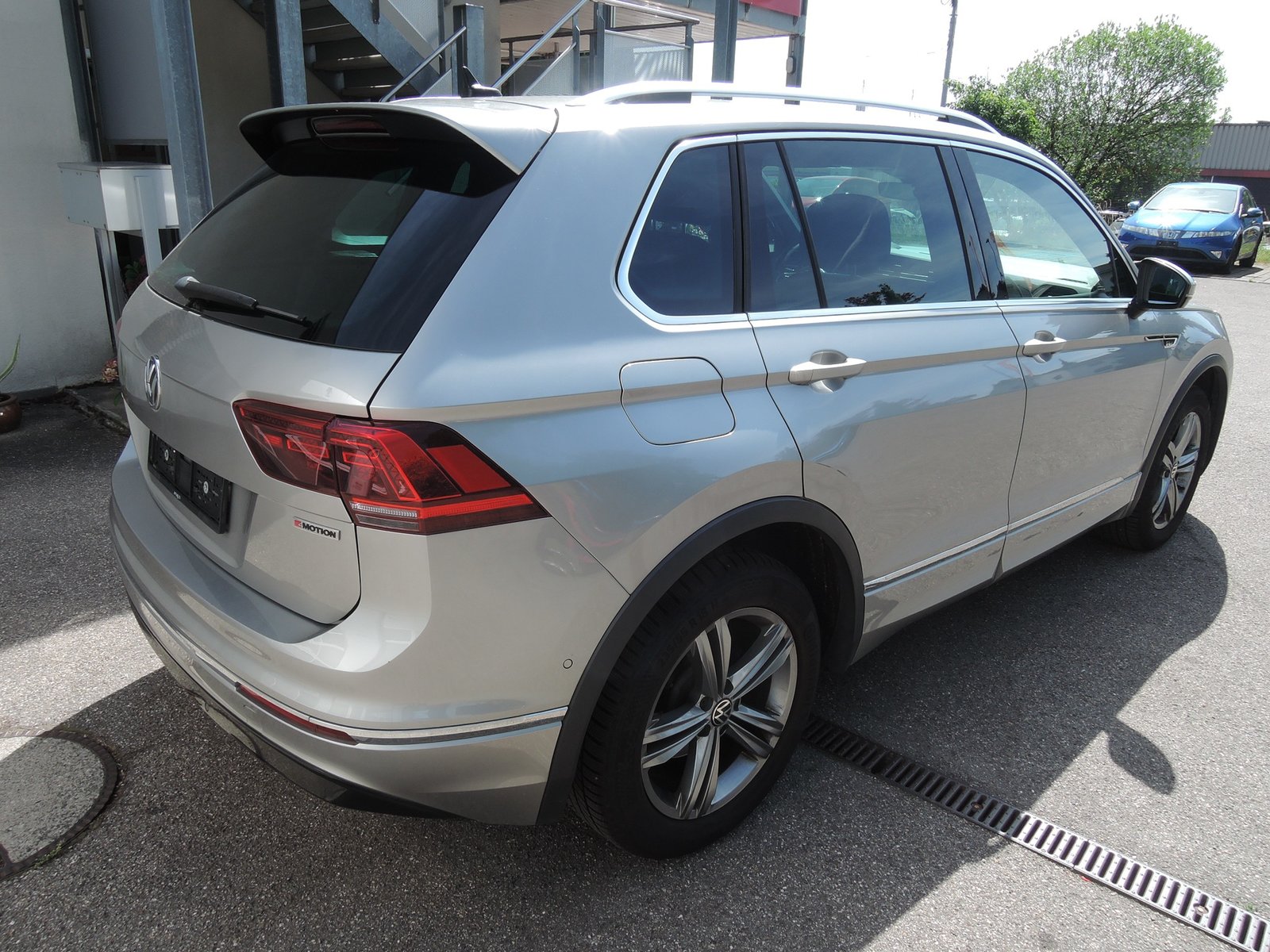 VW Tiguan 2.0TSI Offroad 4M 4Motion DSG, Petrol, Second hand / Used, Automatic - 4