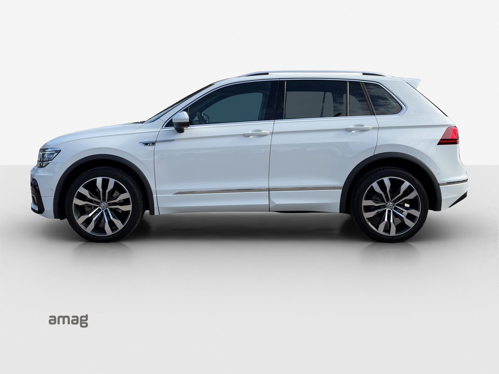 VW Tiguan Highline, Essence, Occasion / Utilisé, Automatique - 2