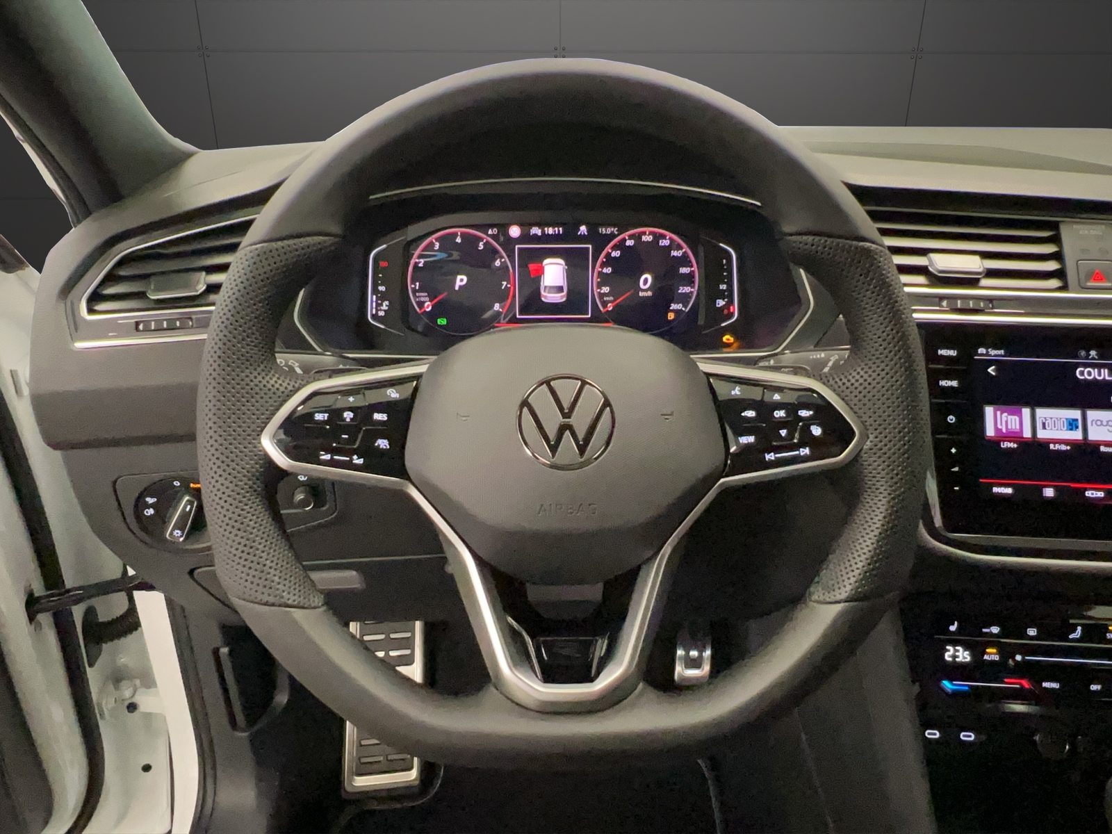 VW Tiguan Allspace R-Line, Benzin, Occasion / Gebraucht, Automatik - 6