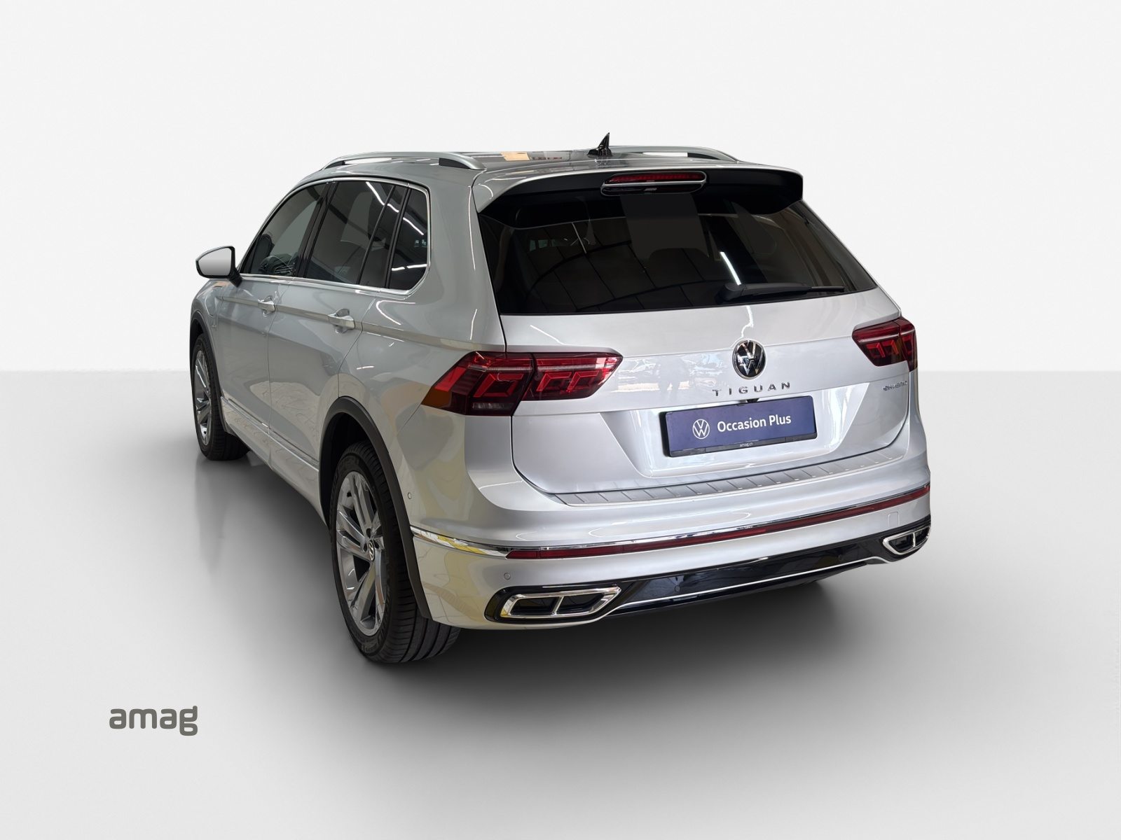 VW Tiguan R-Line SELECTION PHEV, Hybride Intégral Essence/Électricité, Occasion / Utilisé, Automatique - 3
