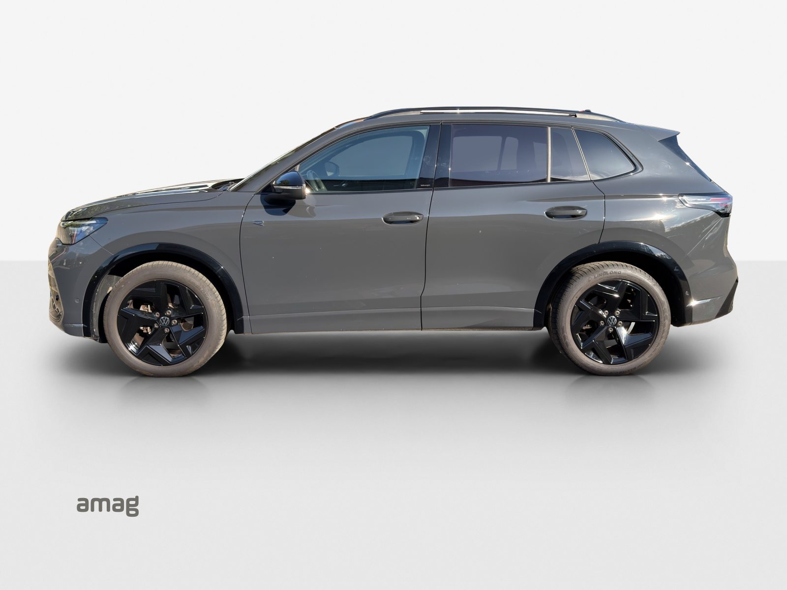 VW Tiguan R-Line, Benzina, Occasioni / Usate, Automatico - 2
