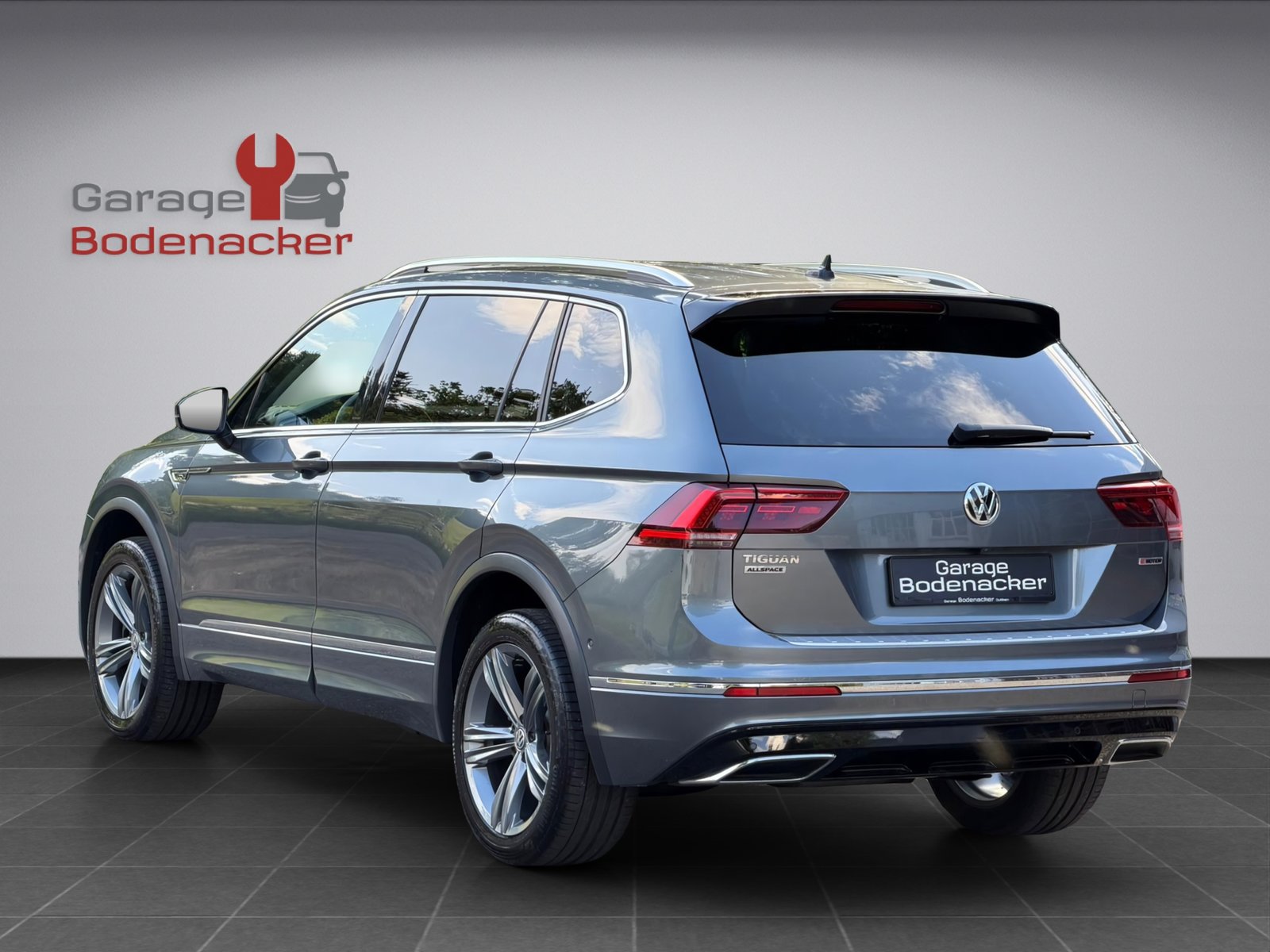 VW Tiguan Allspace 2.0 TDI SCR Highline 4MotionDSG * R Line, Diesel, Second hand / Used, Automatic - 4