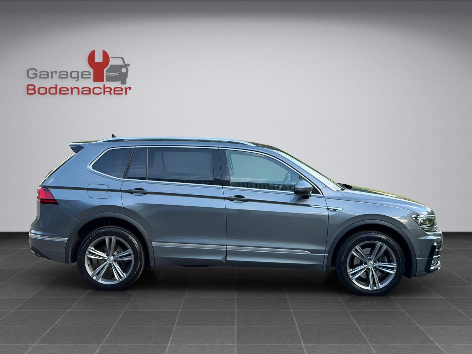 VW Tiguan Allspace 2.0 TDI SCR Highline 4MotionDSG * R Line, Diesel, Second hand / Used, Automatic - 6
