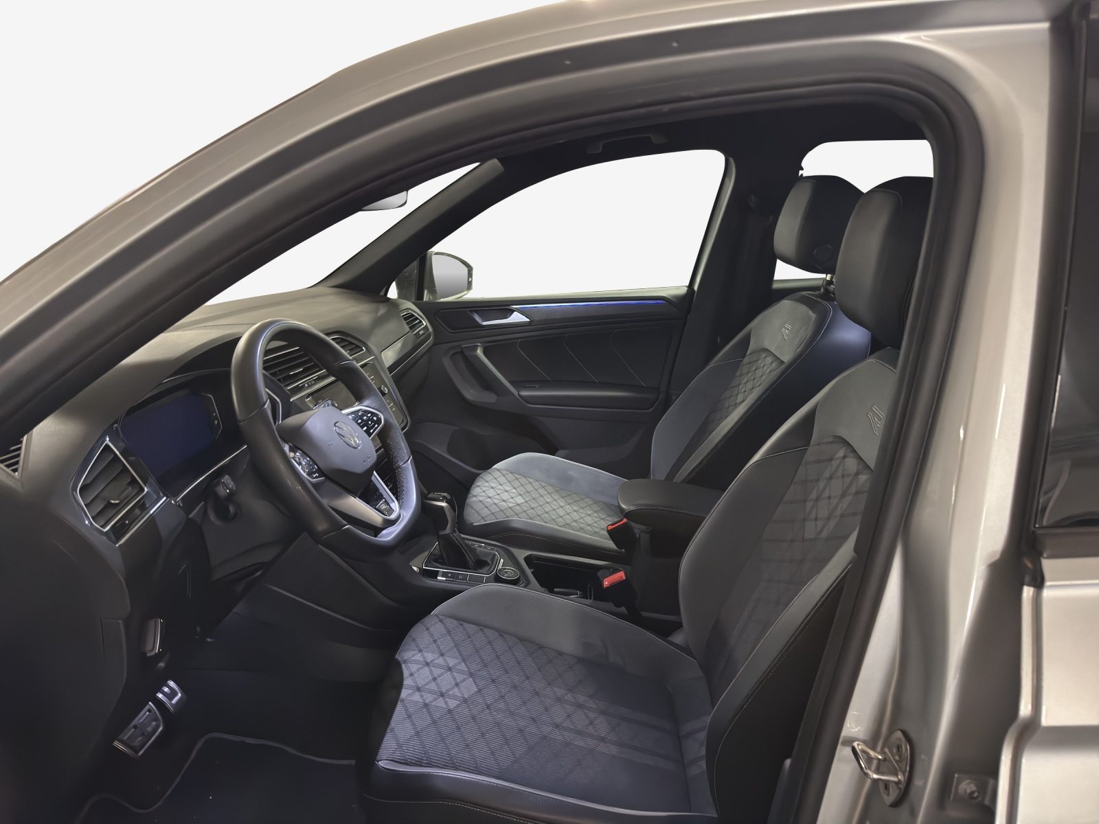 VW Tiguan R-Line, Benzina, Occasioni / Usate, Automatico - 7