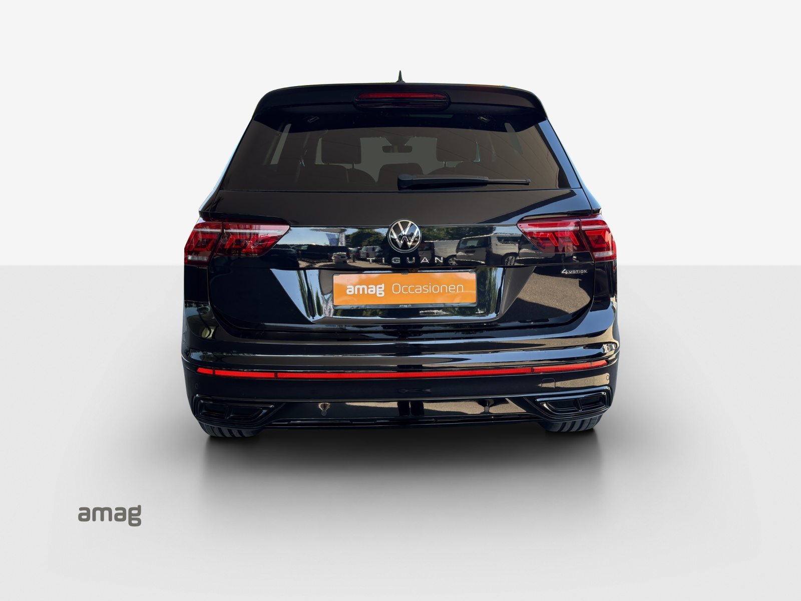 VW Tiguan R-Line, Petrol, Second hand / Used, Automatic - 4