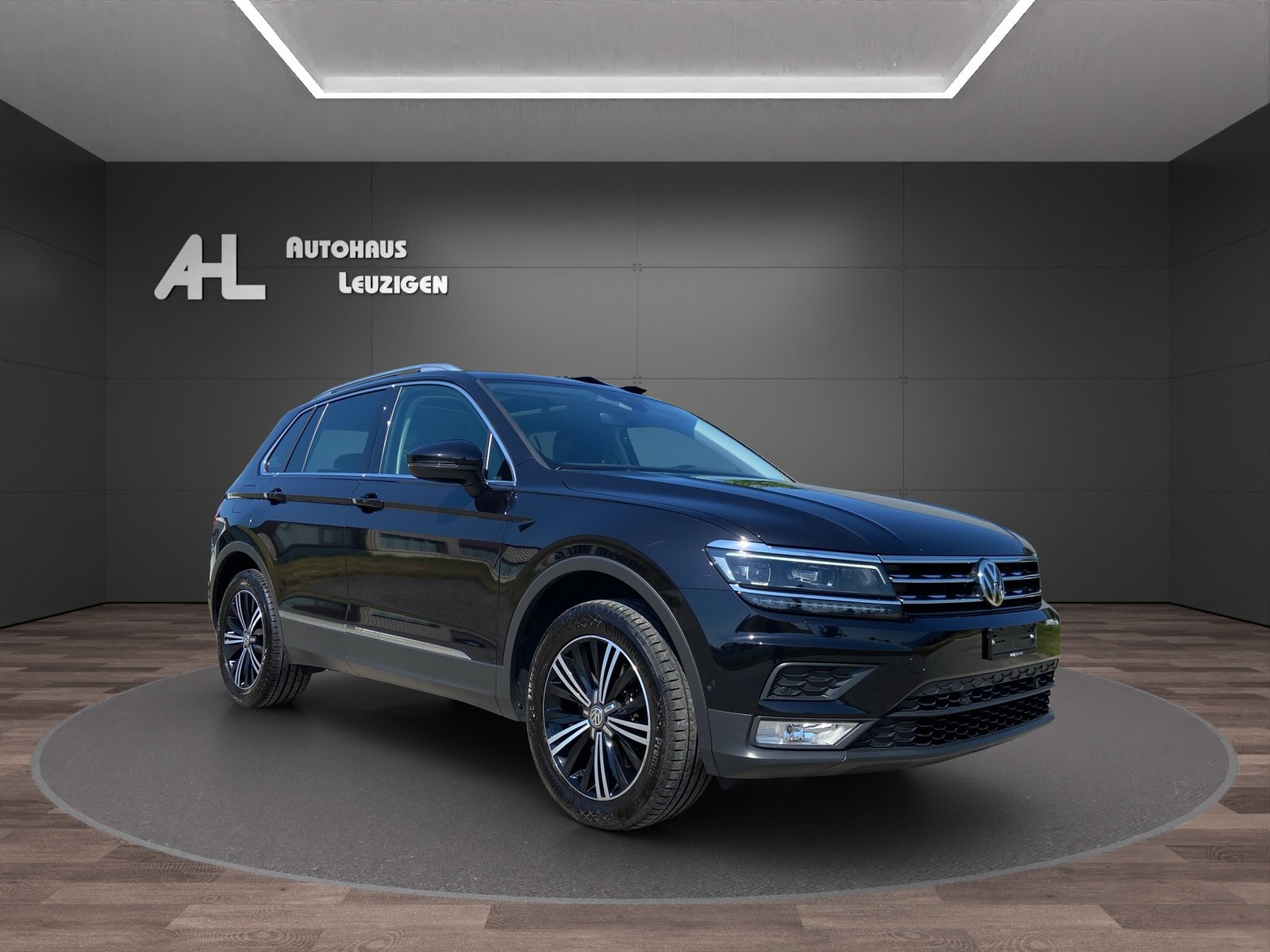VW Tiguan 2.0TSI Comfortline 4Motion DSG, Benzin, Occasion / Gebraucht, Automatik - 7