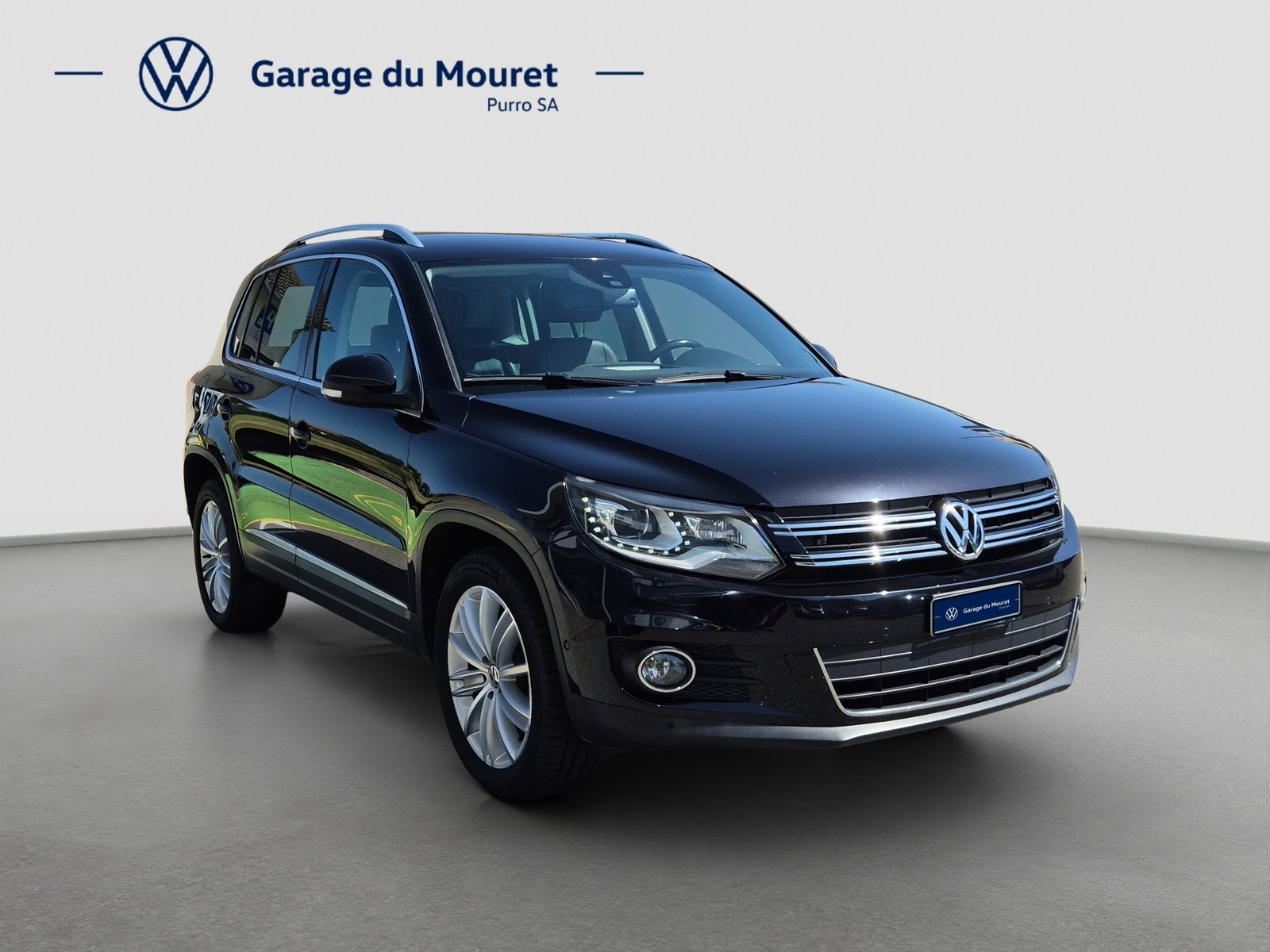 VW Tiguan 2.0 TSI SportStyle 4Motion DSG, Petrol, Second hand / Used, Automatic - 3
