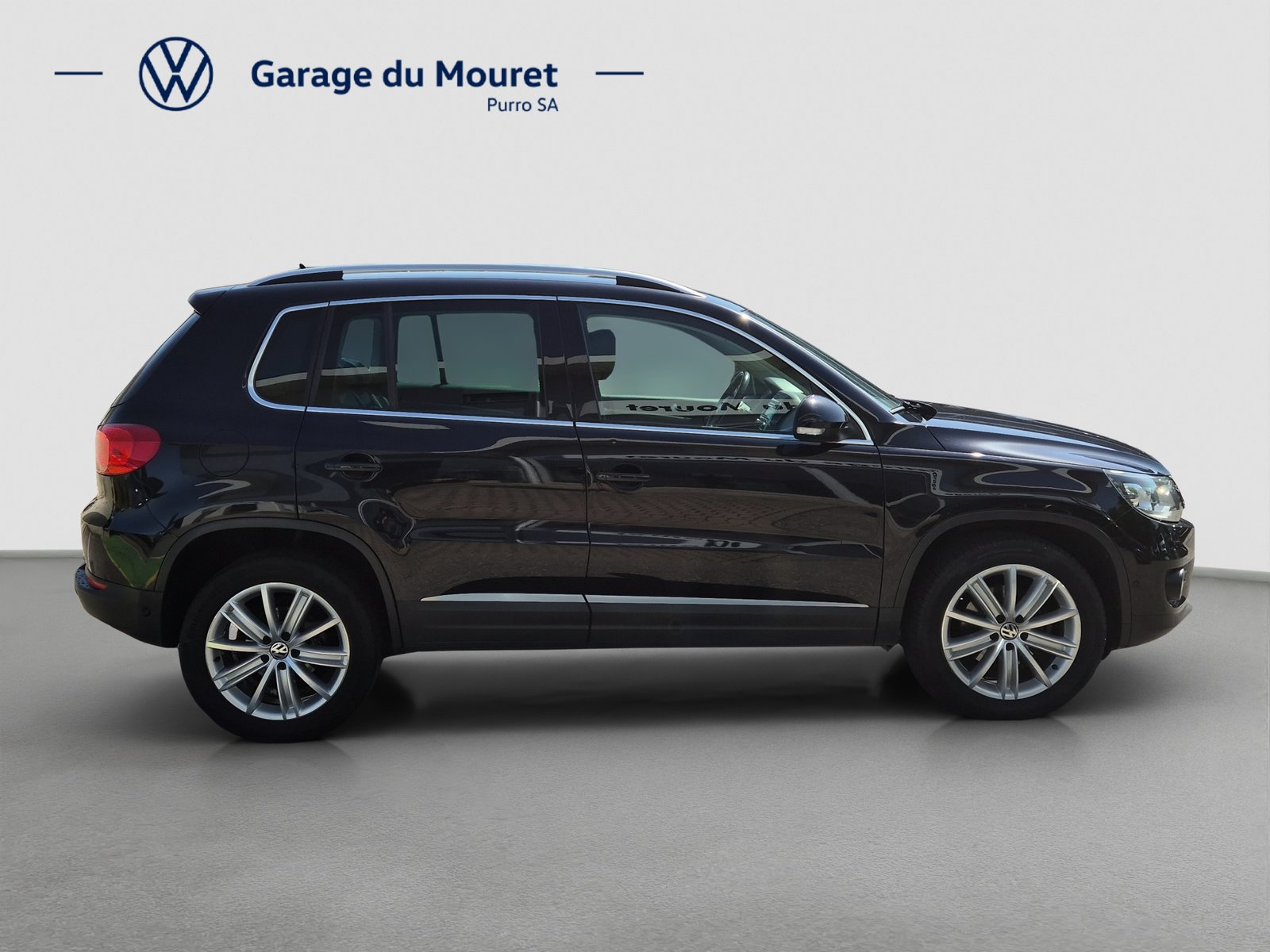 VW Tiguan 2.0 TSI SportStyle 4Motion DSG, Petrol, Second hand / Used, Automatic - 4